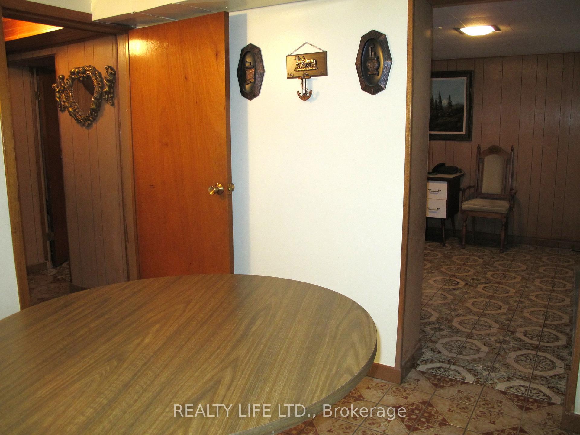 Photo 44 of 4 Rosalie Avenue, North York, Downsview-Roding-CFB — HOMEH