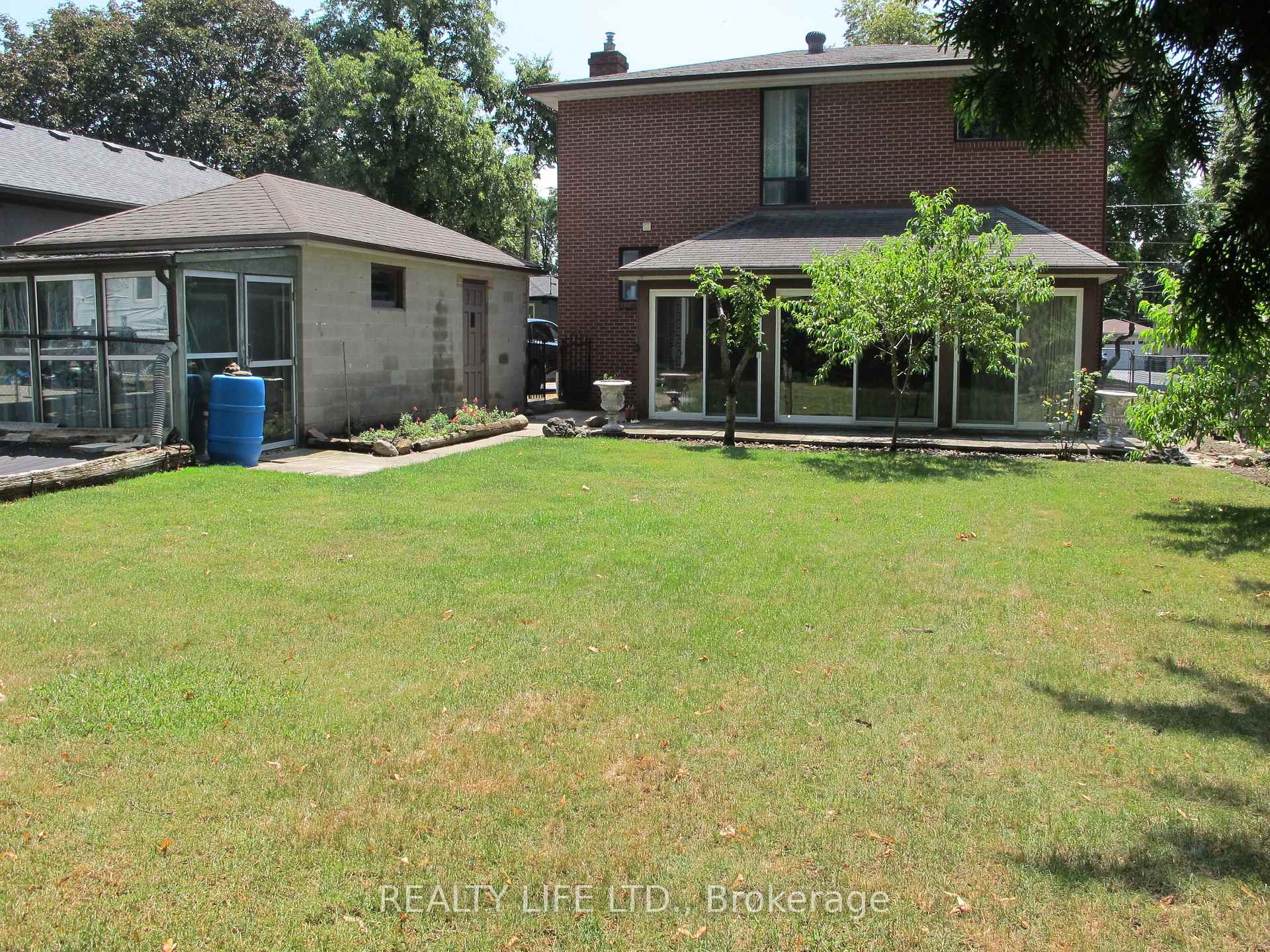 Photo 54 of 4 Rosalie Avenue, North York, Downsview-Roding-CFB — HOMEH
