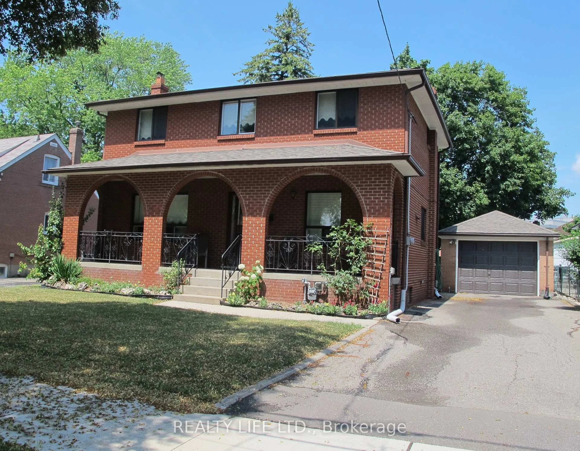 Photo 53 of 4 Rosalie Avenue, North York, Downsview-Roding-CFB — HOMEH