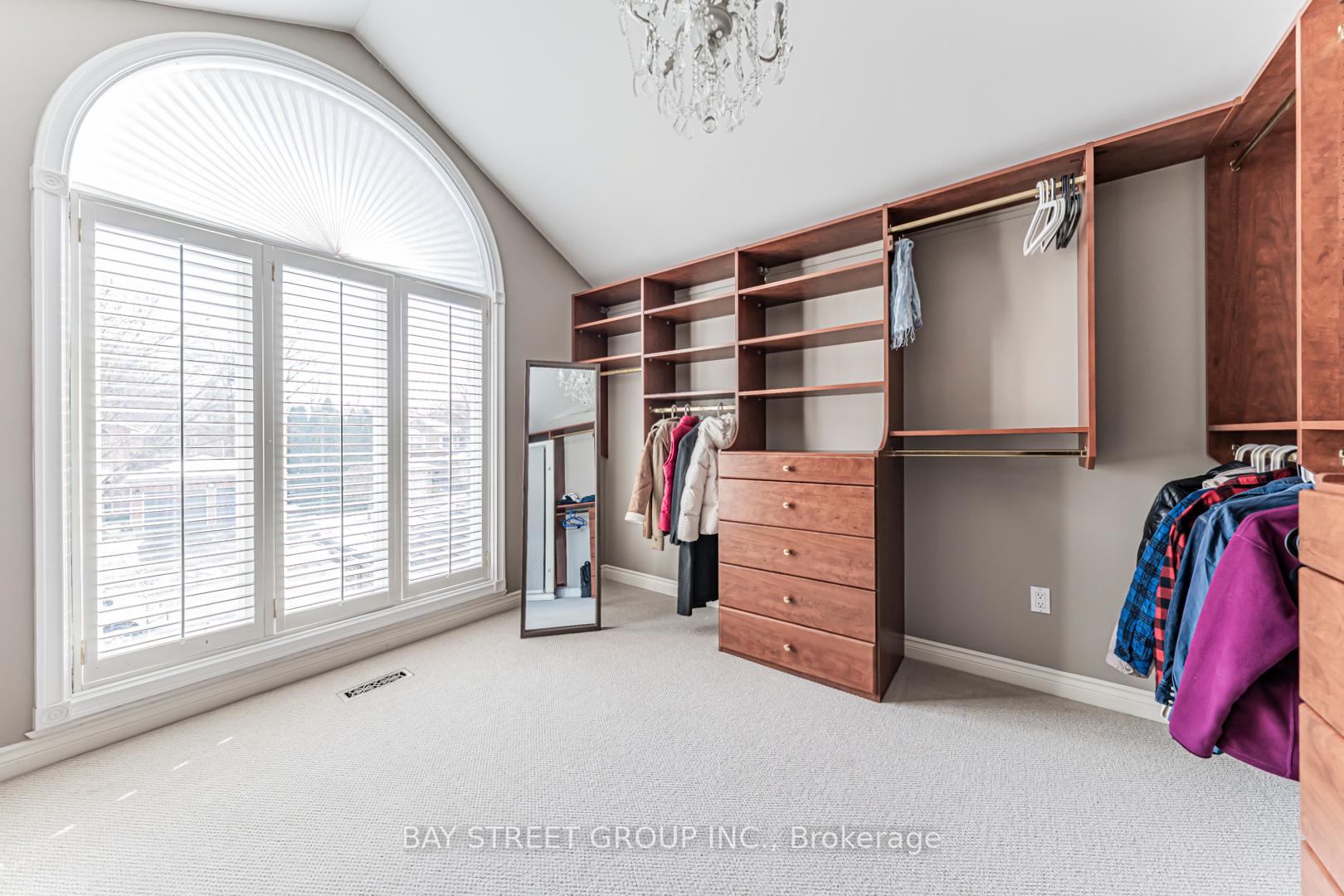 Photo 33 of 2191 Dunvegan Avenue, Oakville, Ford — HOMEH