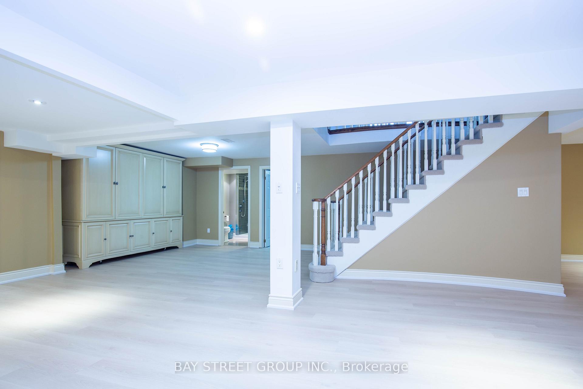 Photo 48 of 2191 Dunvegan Avenue, Oakville, Ford — HOMEH