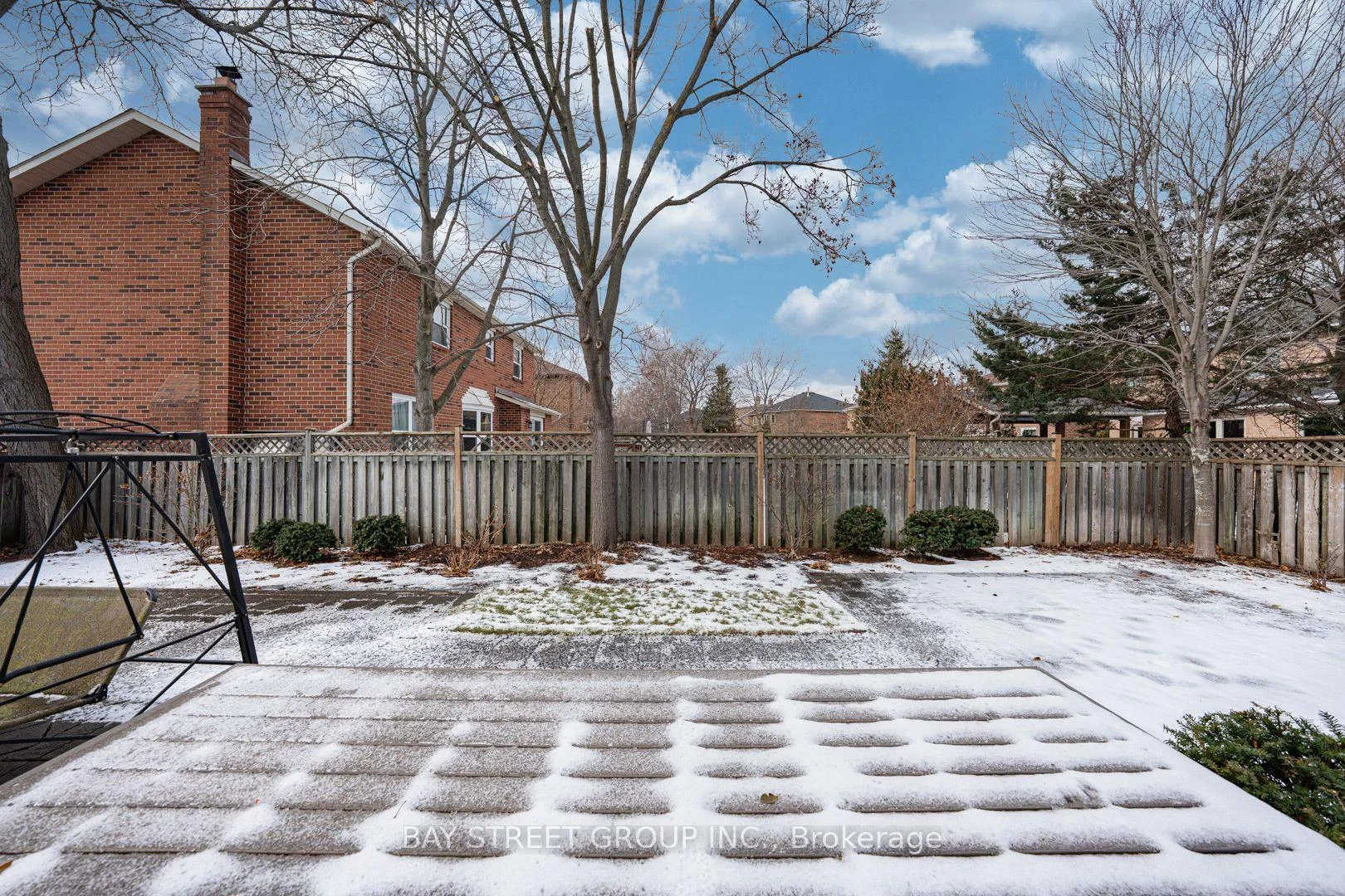 Photo 49 of 2191 Dunvegan Avenue, Oakville, Ford — HOMEH