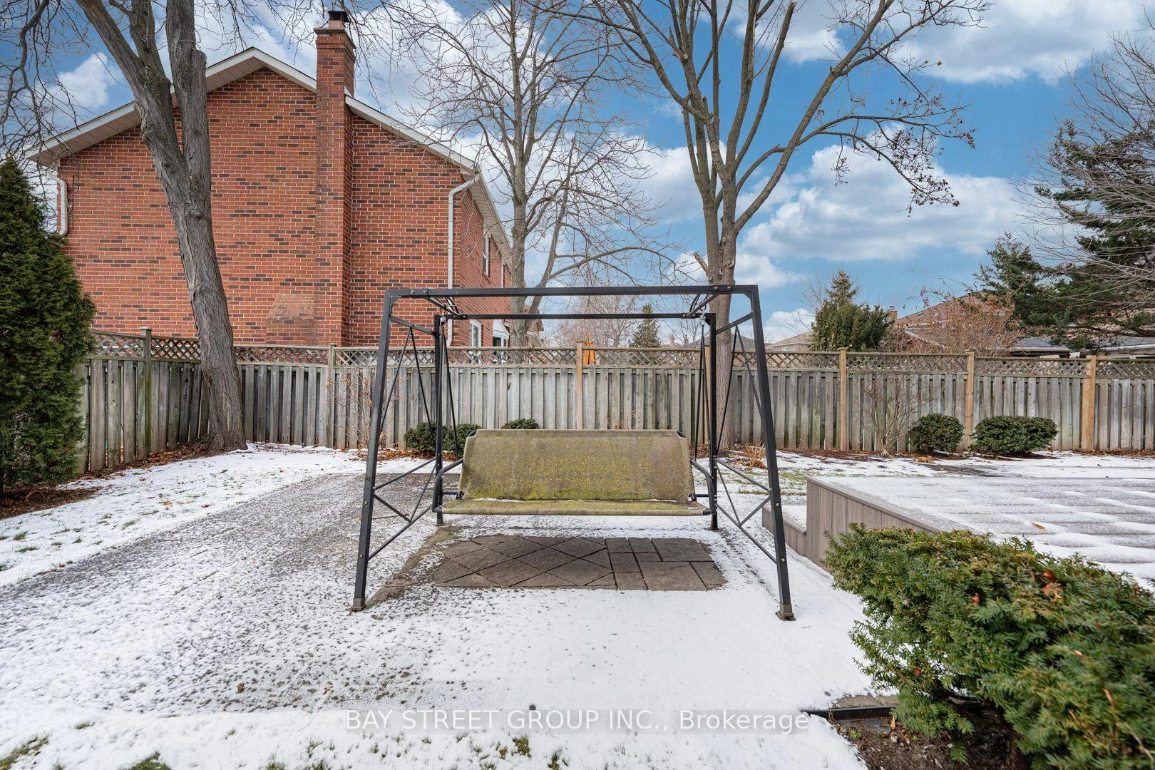 Photo 50 of 2191 Dunvegan Avenue, Oakville, Ford — HOMEH