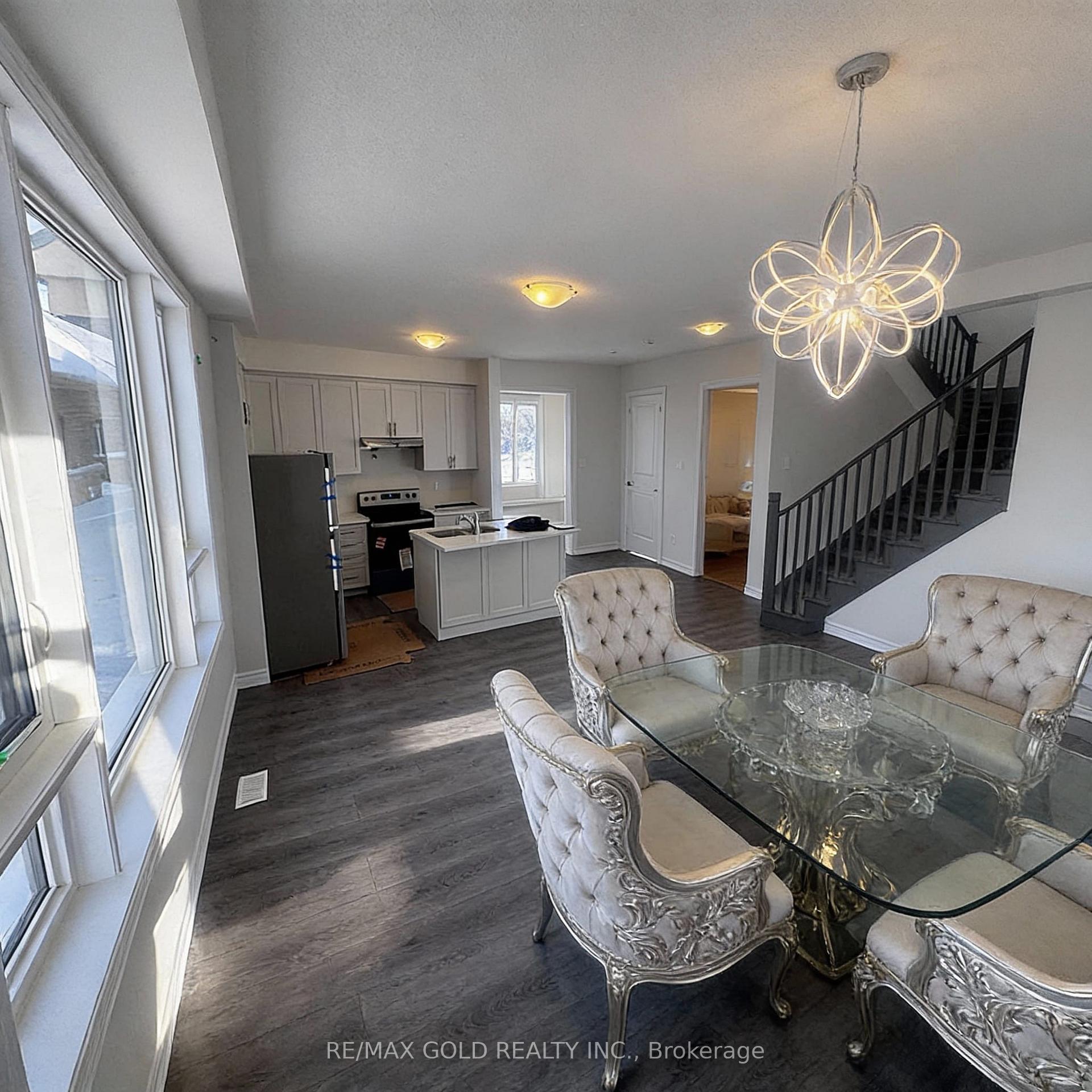 Photo 11 of 275 Lindsay Street N, Kawartha Lakes, Lindsay — HOMEH