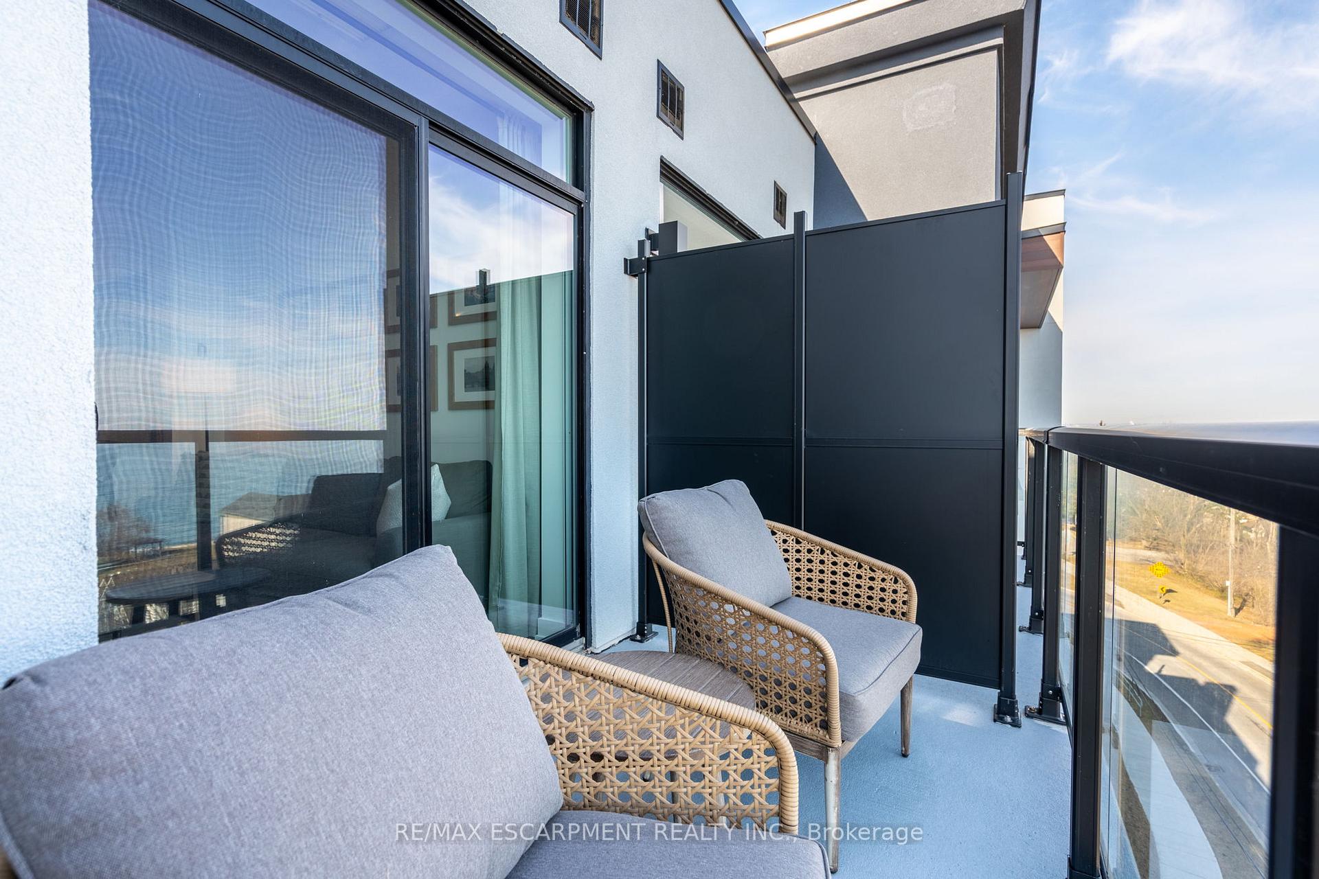 Photo 13 of Unit 613, 600 North Service Road, Hamilton, Lakeshore — HOMEH