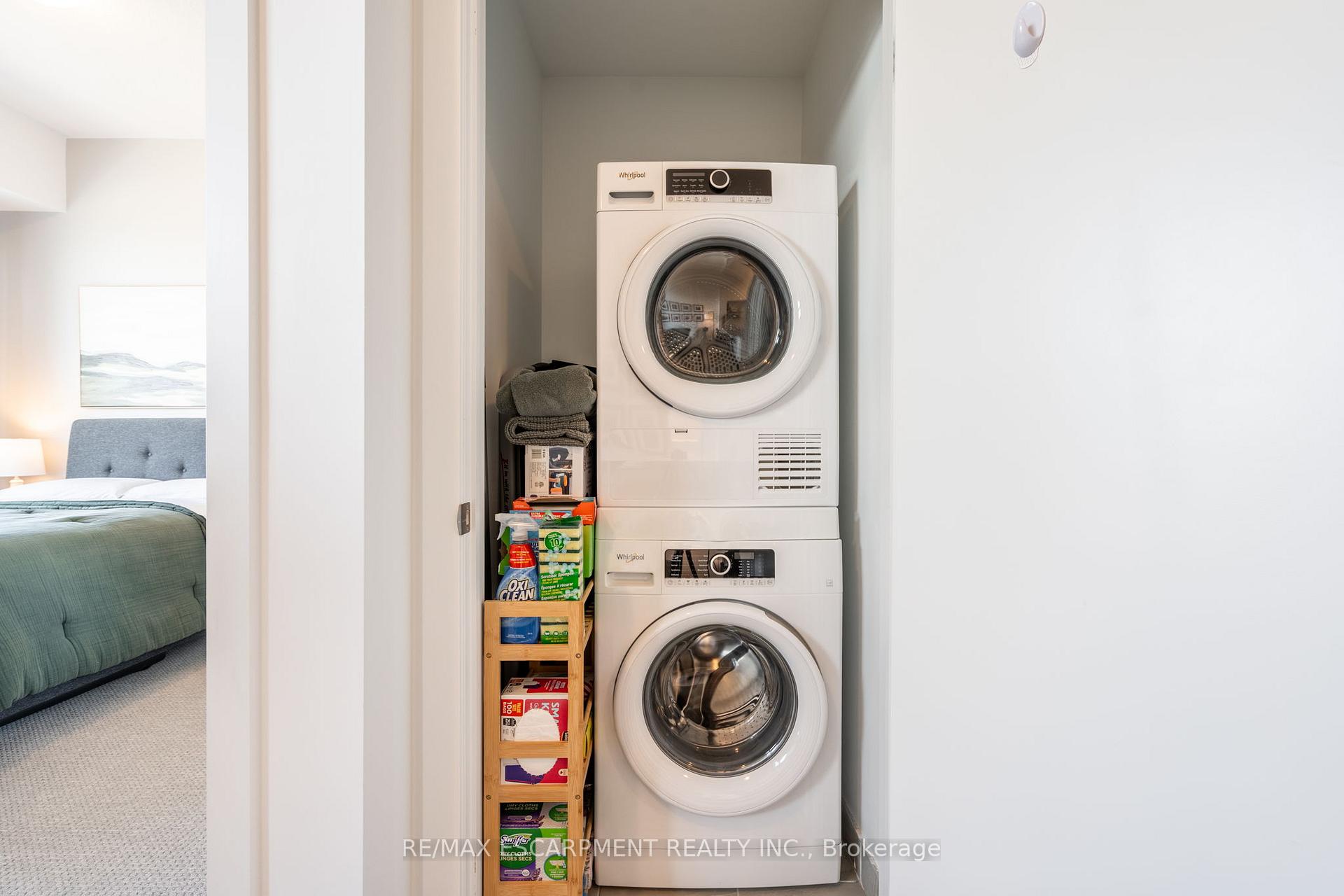 Photo 23 of Unit 613, 600 North Service Road, Hamilton, Lakeshore — HOMEH
