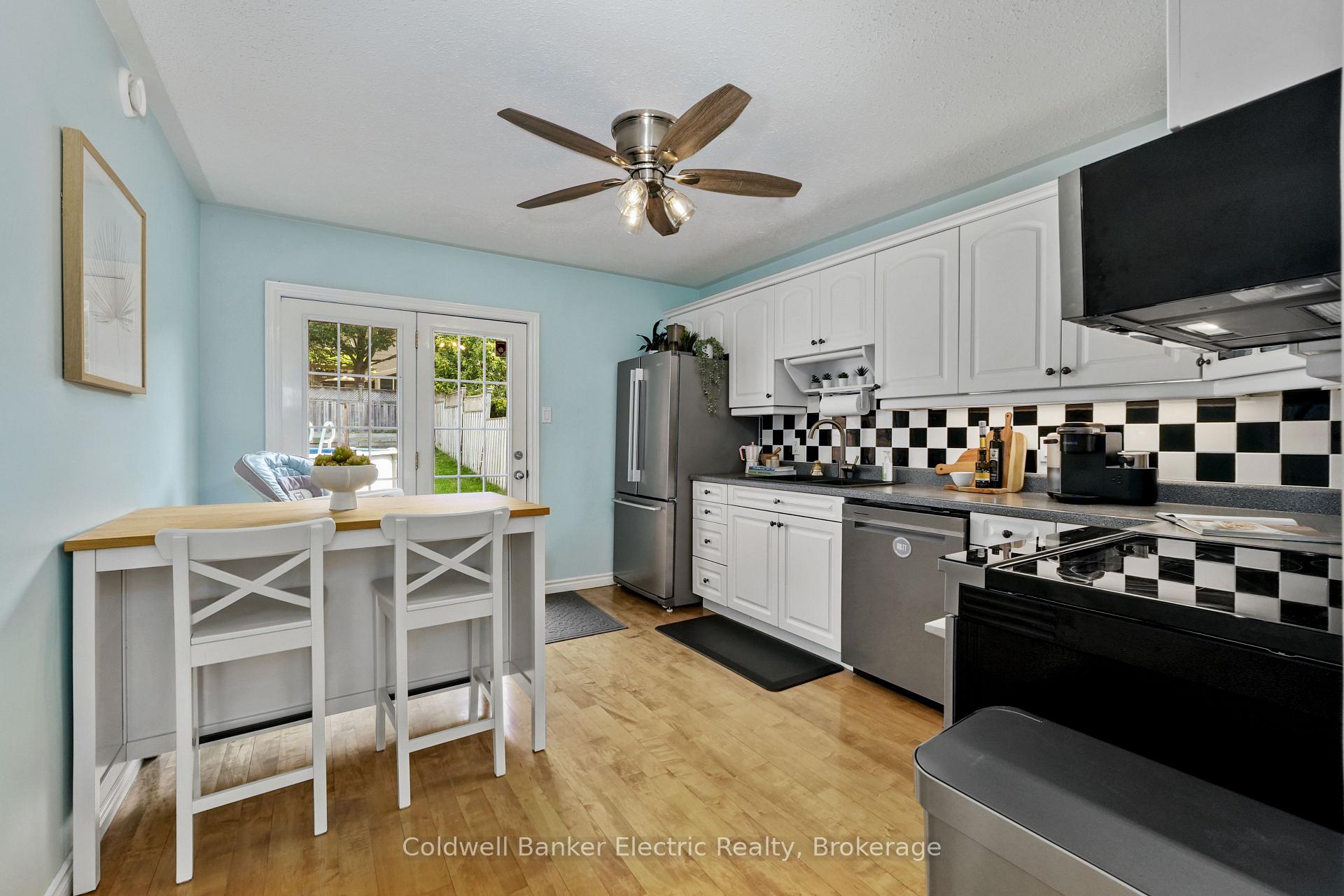Photo 9 of 121 Haden Avenue, Peterborough, Northcrest Ward 5 — HOMEH