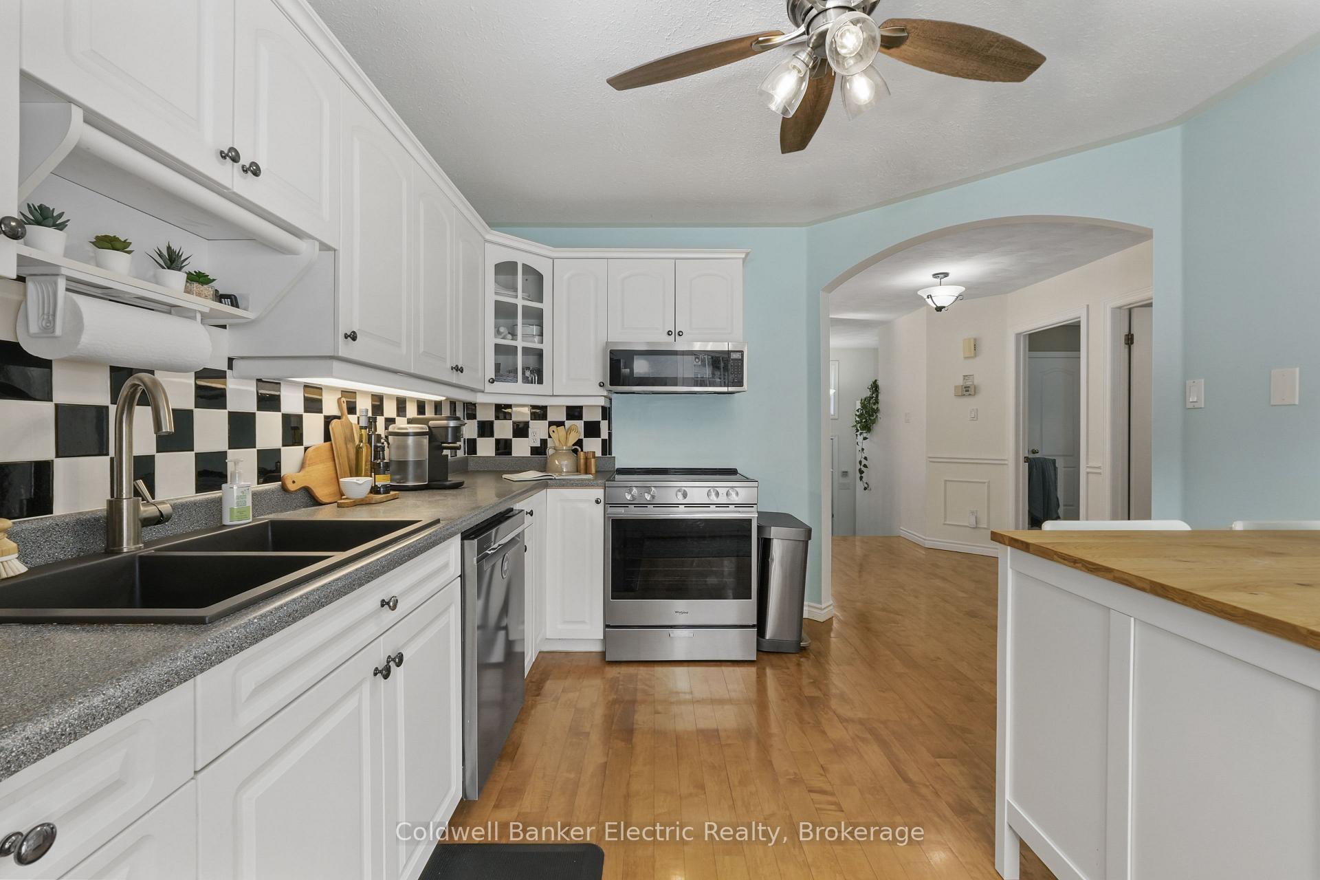 Photo 11 of 121 Haden Avenue, Peterborough, Northcrest Ward 5 — HOMEH