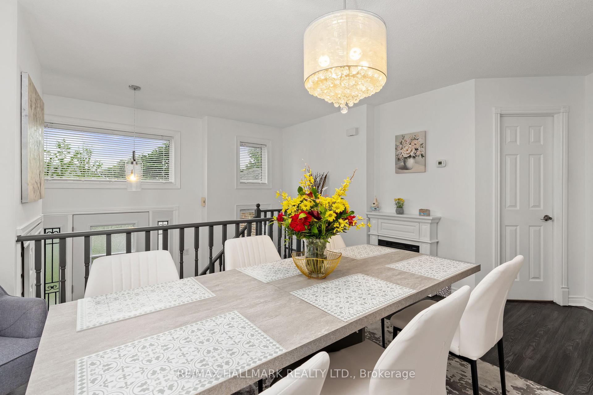 Photo 5 of 130 Elford Drive, Clarington, Bowmanville — HOMEH