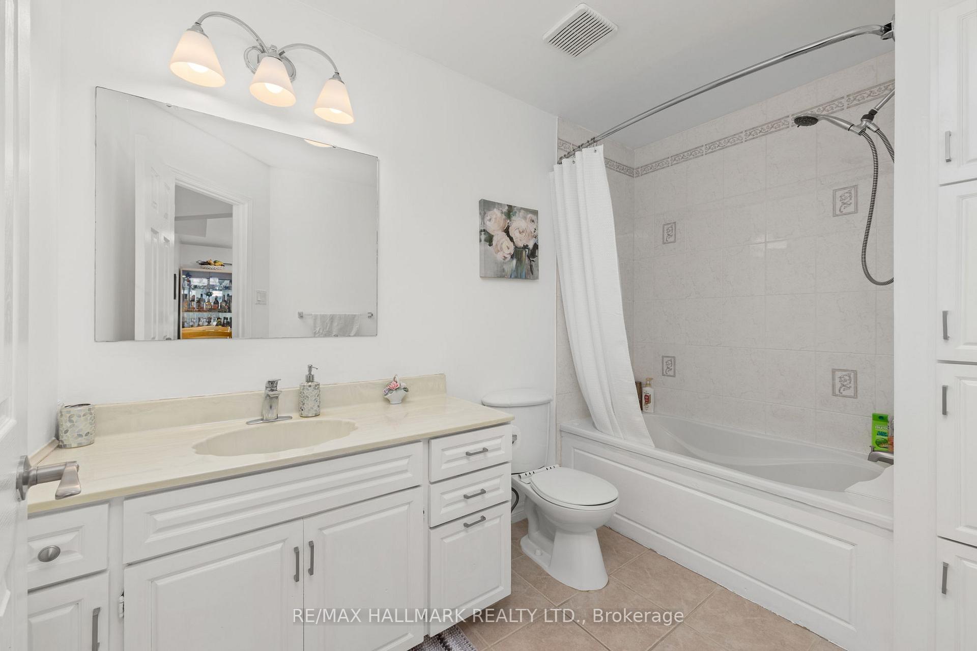 Photo 13 of 130 Elford Drive, Clarington, Bowmanville — HOMEH