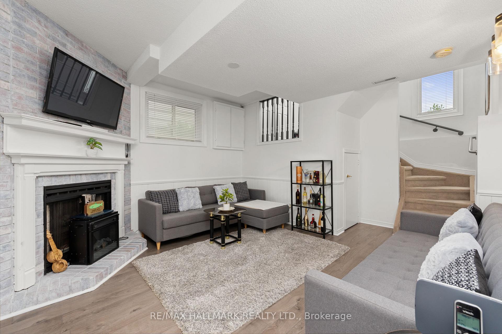Photo 17 of 130 Elford Drive, Clarington, Bowmanville — HOMEH