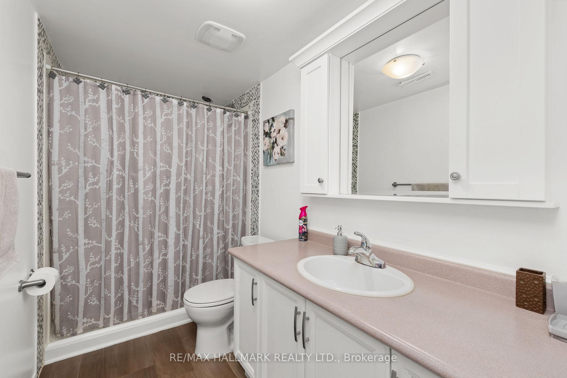 Photo 21 of 130 Elford Drive, Clarington, Bowmanville — HOMEH