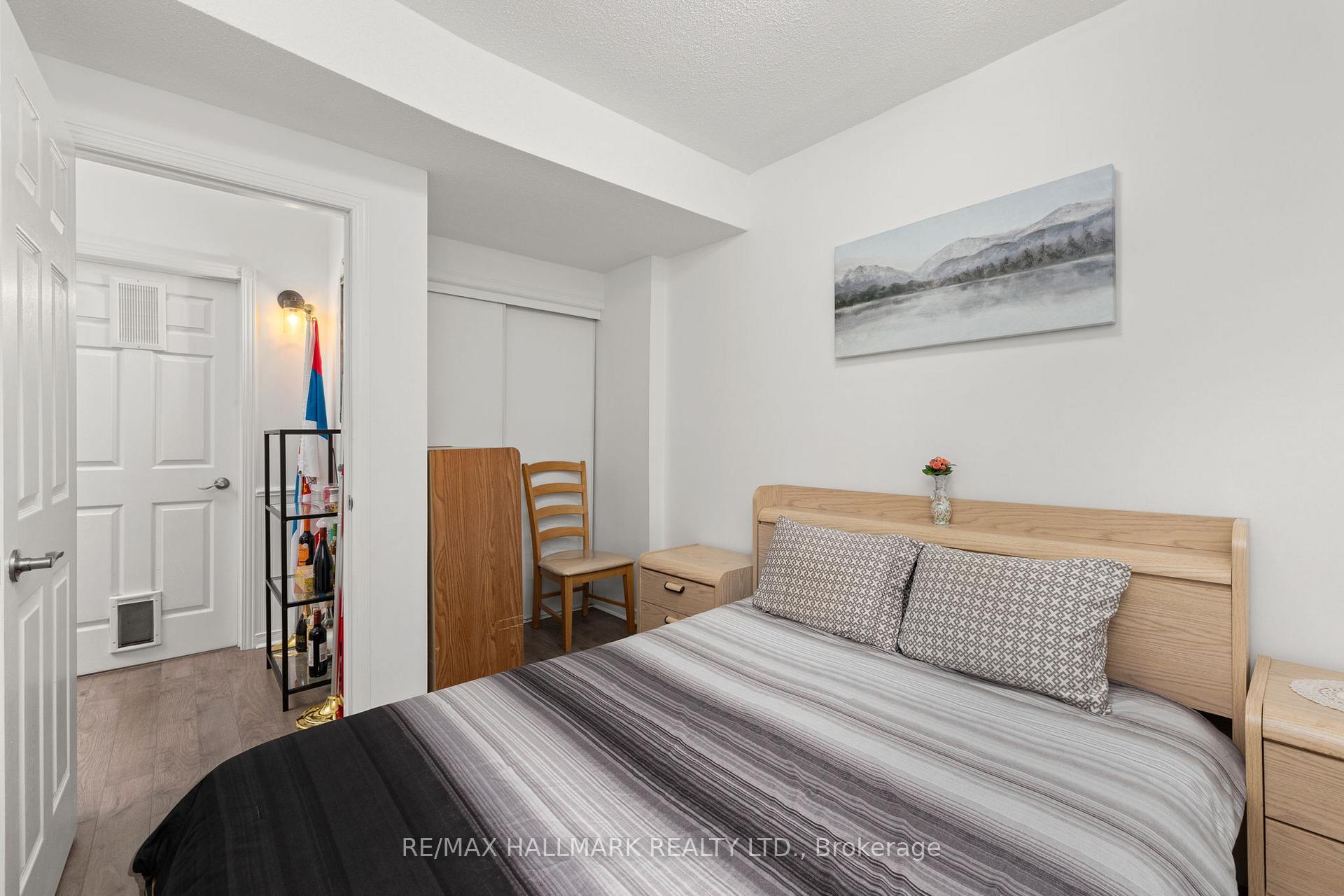 Photo 23 of 130 Elford Drive, Clarington, Bowmanville — HOMEH