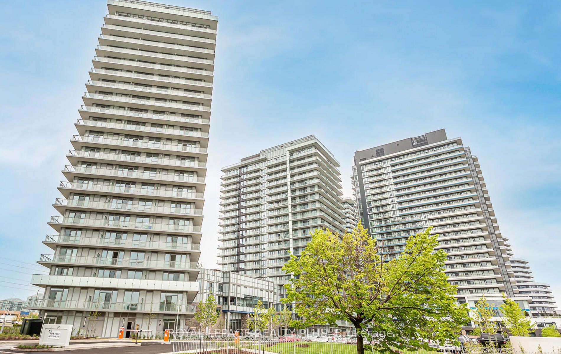 Front of Unit 806, 4675 Metcalfe Avenue