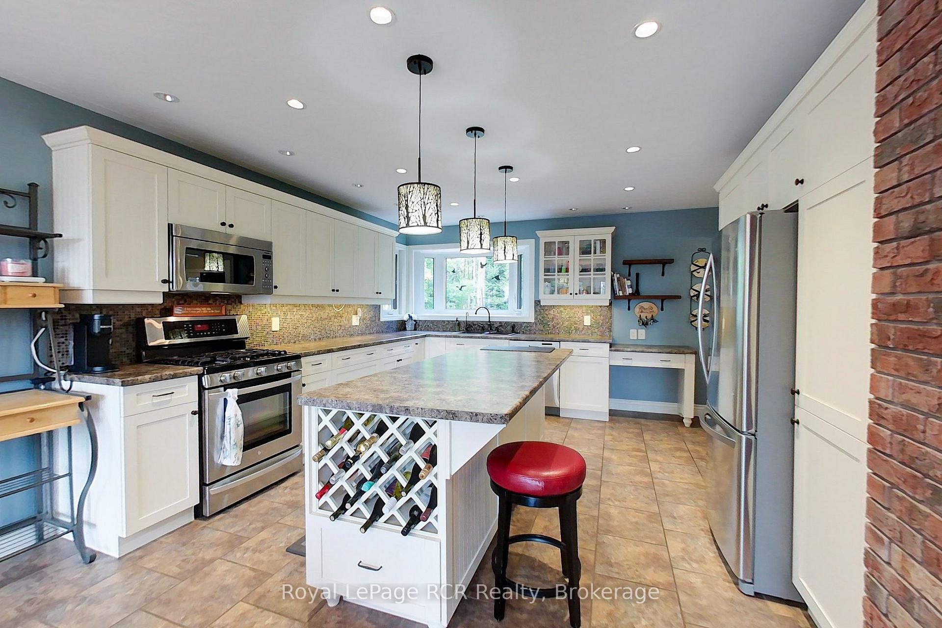 Photo 9 of 441702 Concession 8 Ndr, West Grey — HOMEH