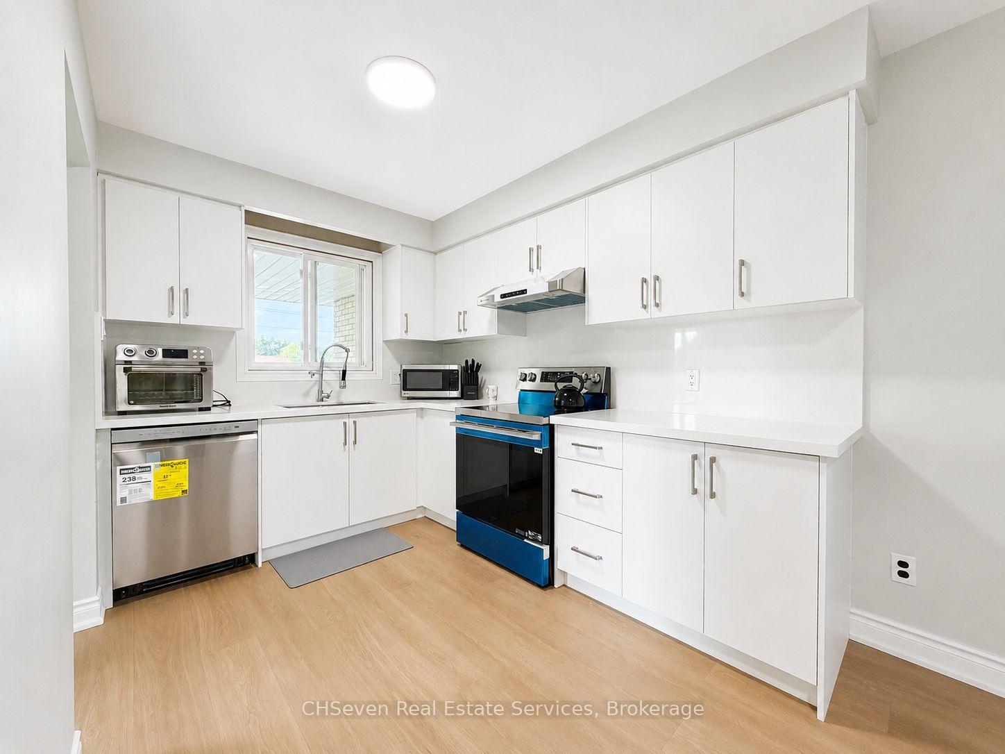 Photo 7 of Unit MAIN, 219 Sunnybrae Avenue, Innisfil, Stroud — HOMEH