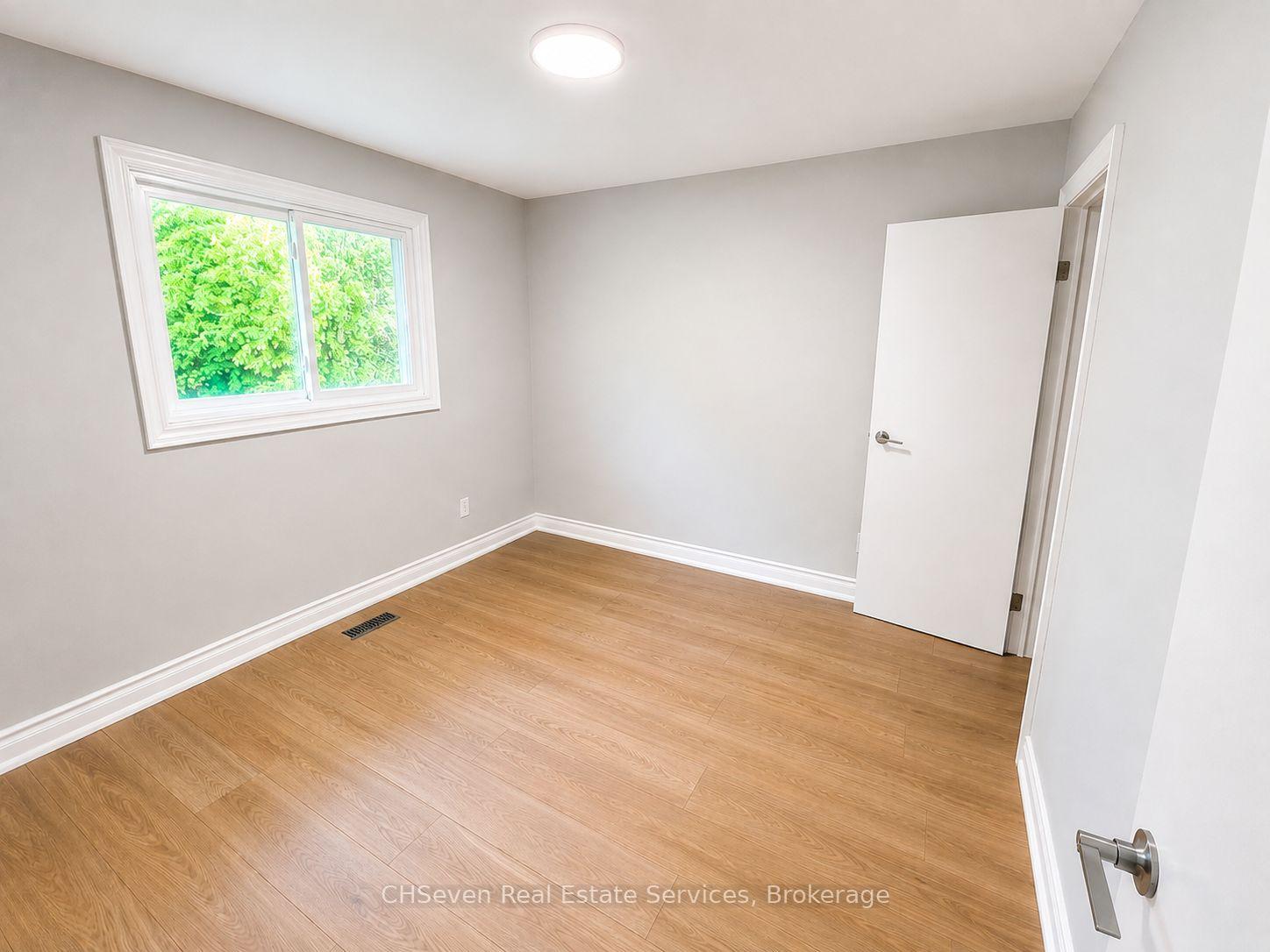 Photo 13 of Unit MAIN, 219 Sunnybrae Avenue, Innisfil, Stroud — HOMEH