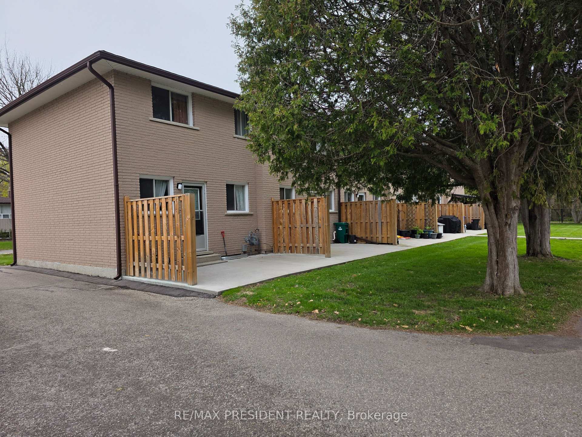 Photo 34 of 564 Brookhaven Crescent, Waterloo, Lakeshore Village — HOMEH