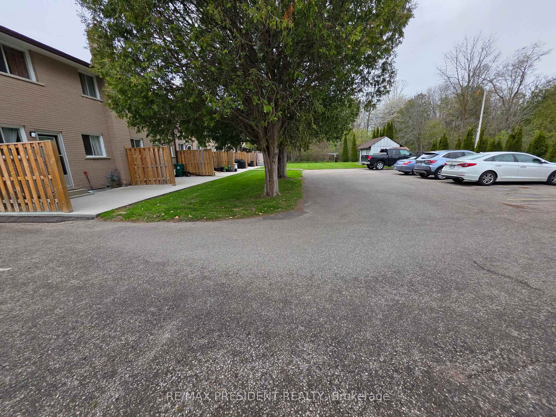 Photo 36 of 564 Brookhaven Crescent, Waterloo, Lakeshore Village — HOMEH
