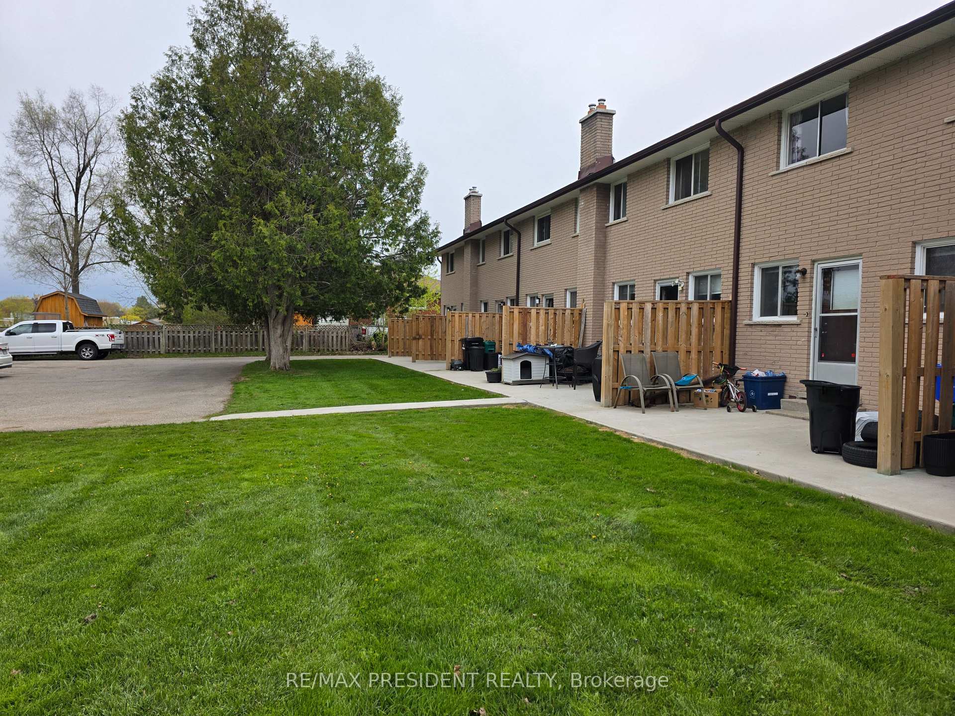 Photo 40 of 564 Brookhaven Crescent, Waterloo, Lakeshore Village — HOMEH