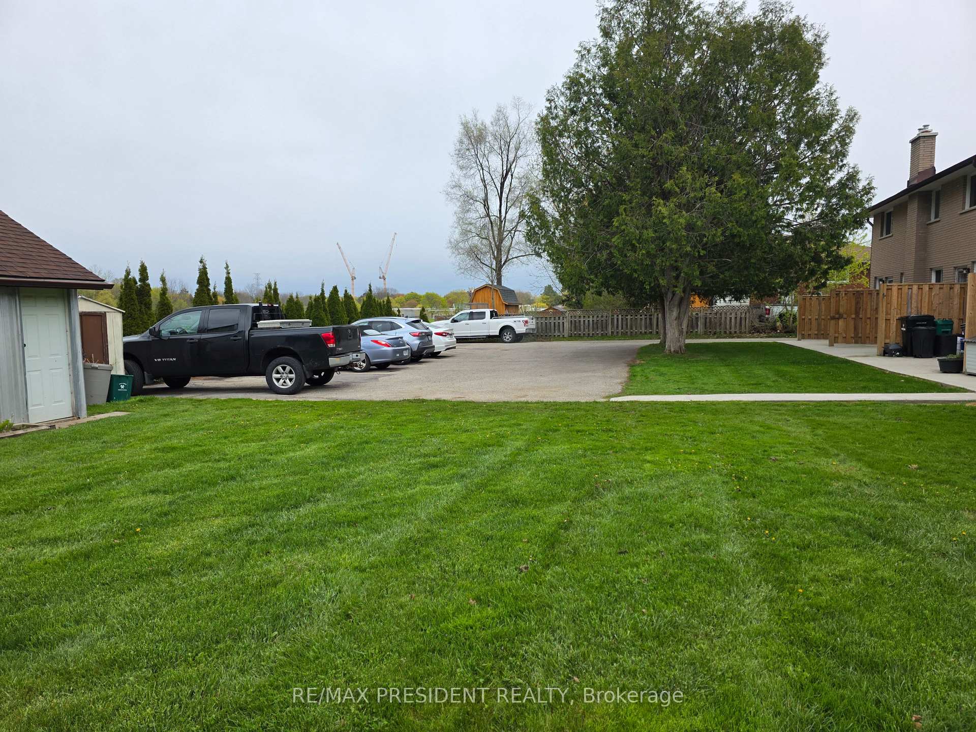 Photo 41 of 564 Brookhaven Crescent, Waterloo, Lakeshore Village — HOMEH