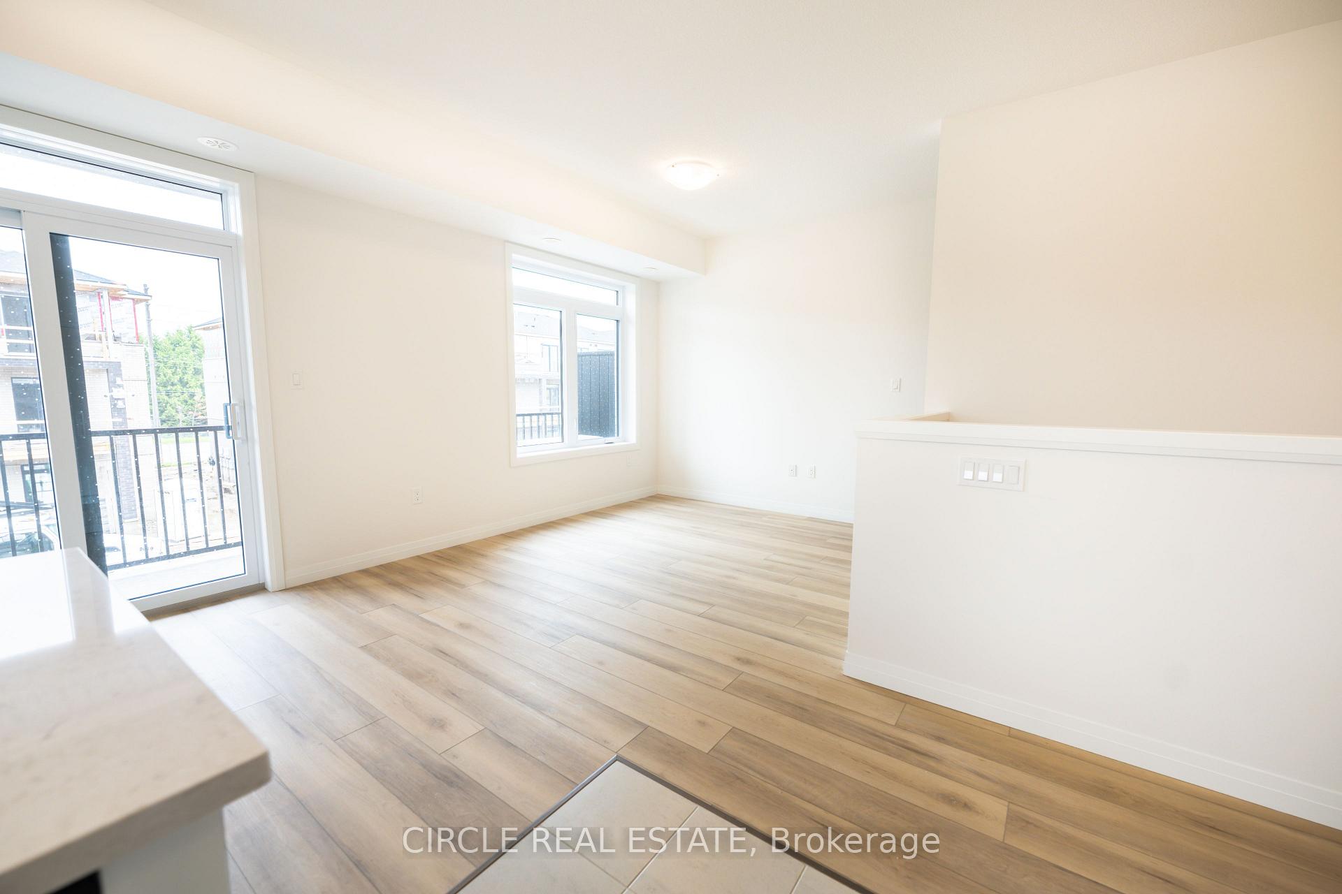 Photo 12 of 53 Thatcher Drive, Guelph, Kortright East — HOMEH