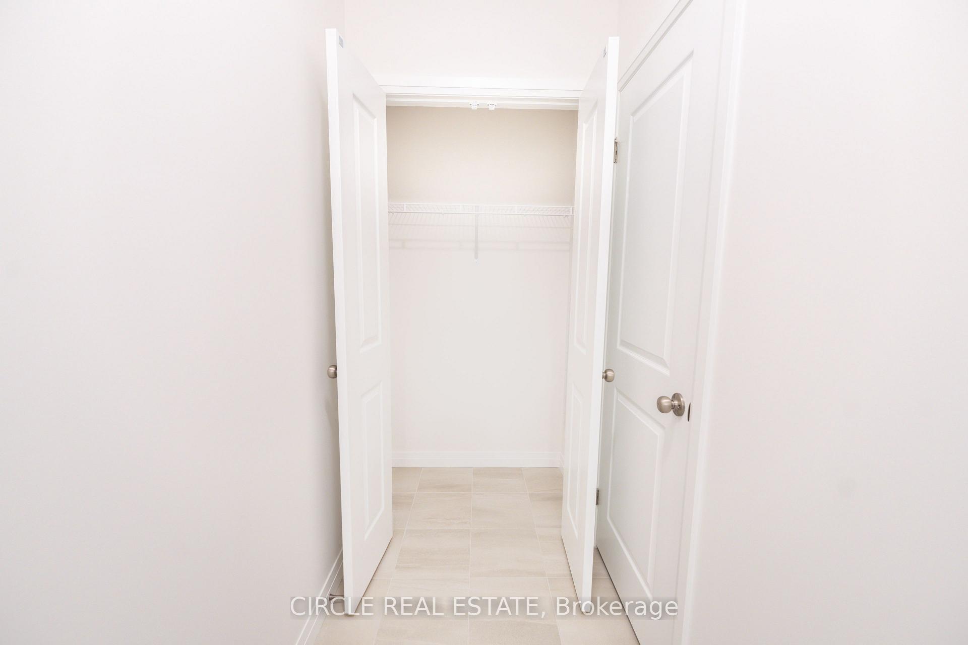Photo 16 of 53 Thatcher Drive, Guelph, Kortright East — HOMEH