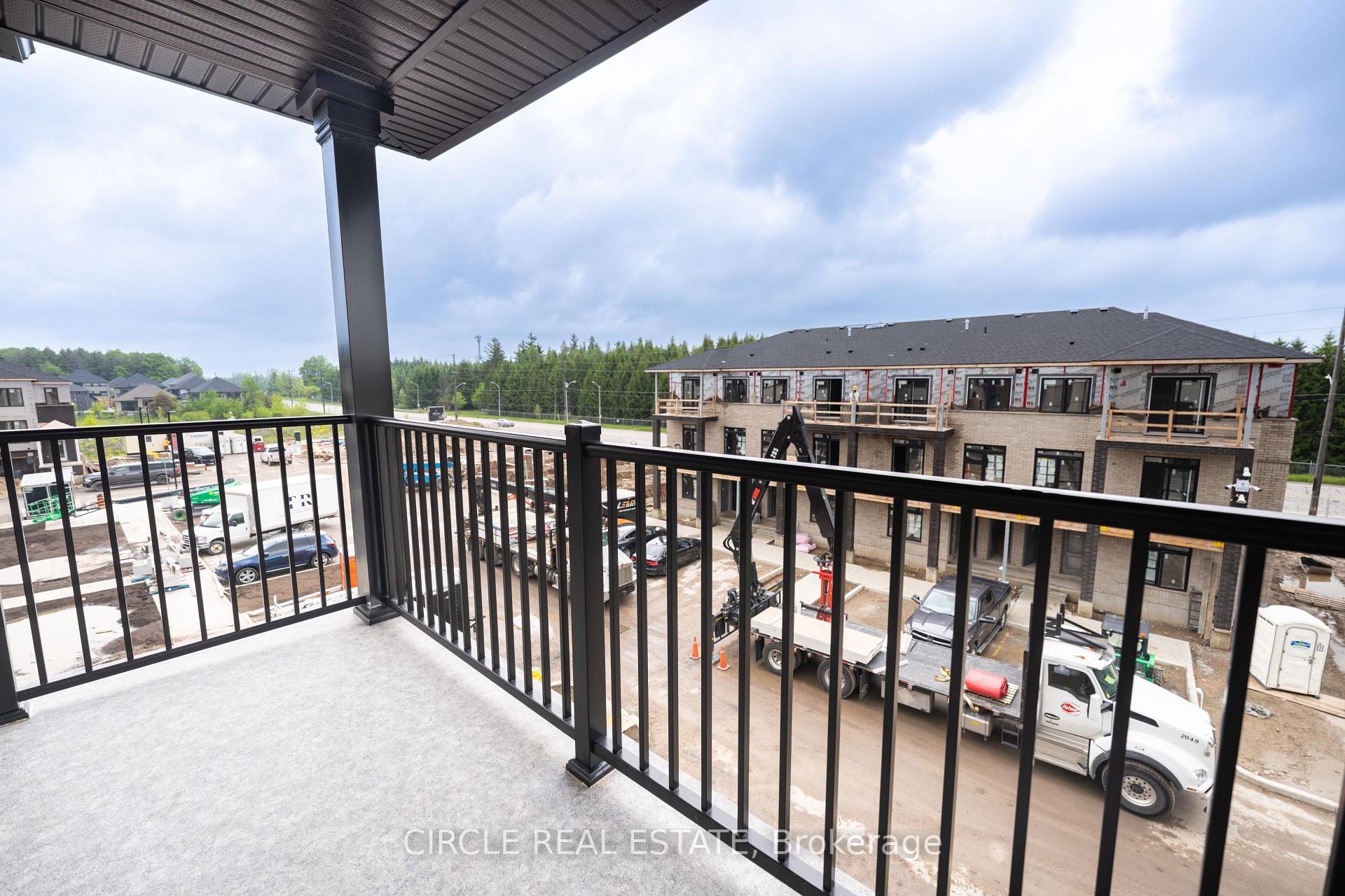 Photo 35 of 53 Thatcher Drive, Guelph, Kortright East — HOMEH