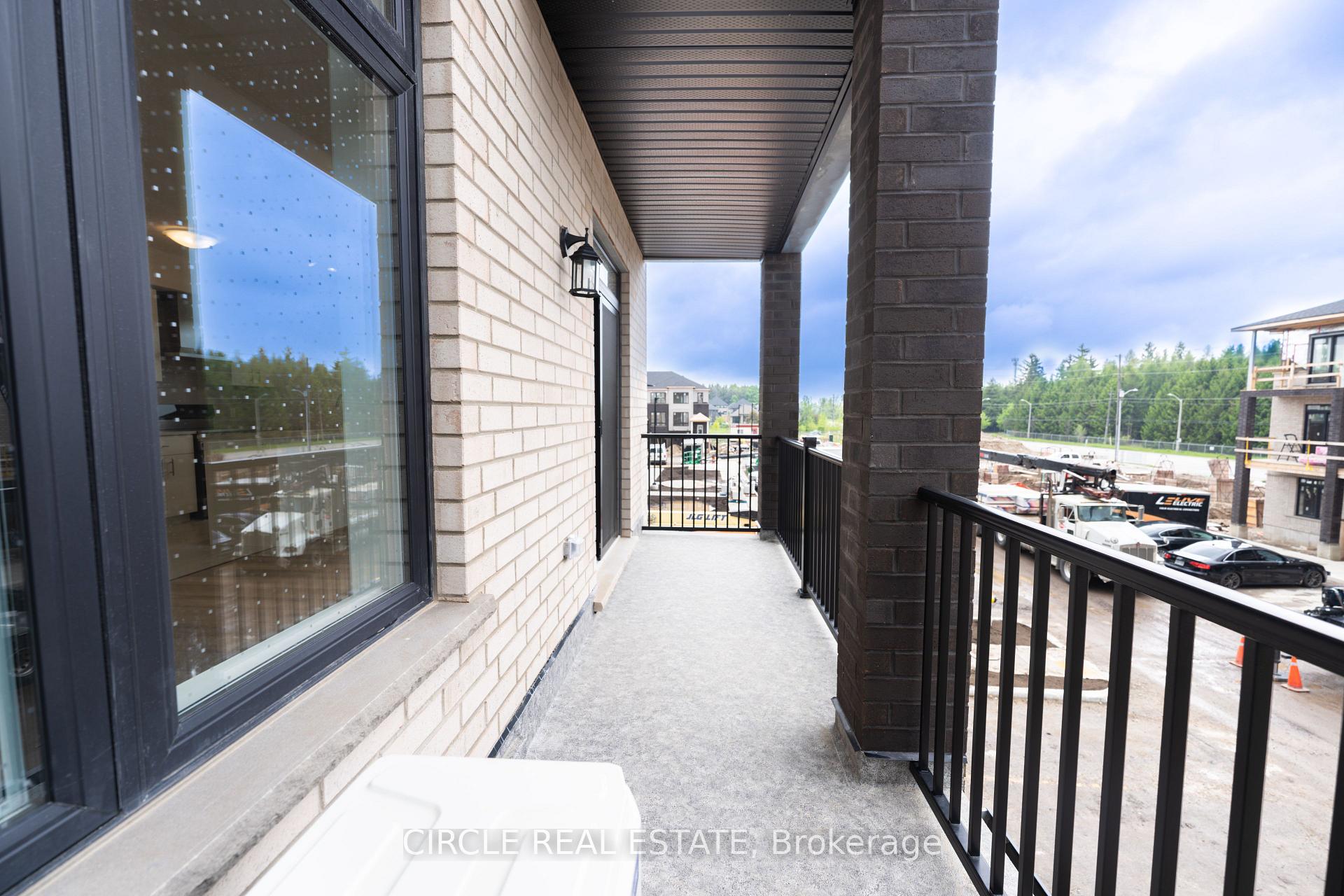 Photo 43 of 53 Thatcher Drive, Guelph, Kortright East — HOMEH