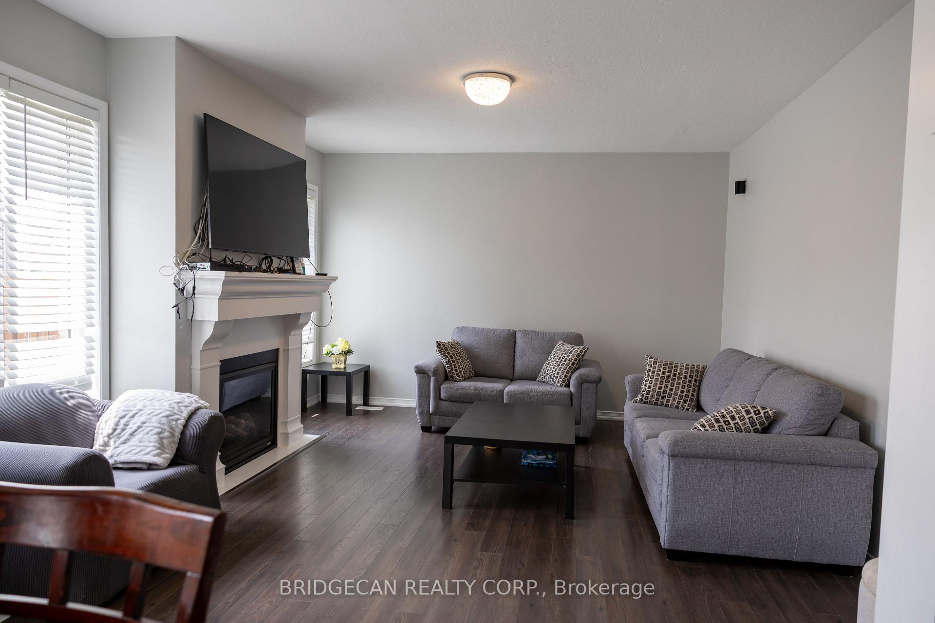 Photo 14 of 20 Gillespie Drive, Brantford, Empire South — HOMEH