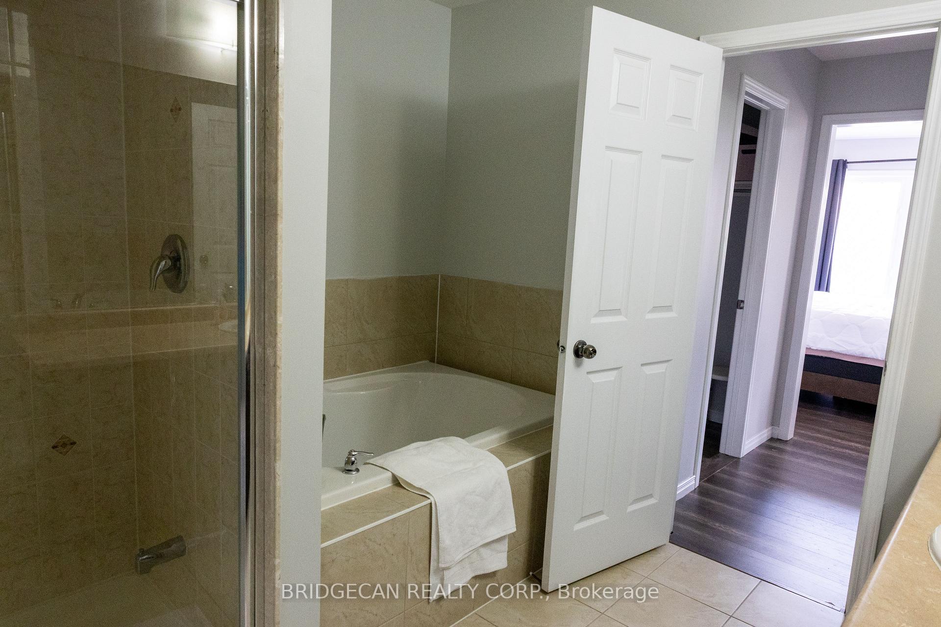 Photo 18 of 20 Gillespie Drive, Brantford, Empire South — HOMEH
