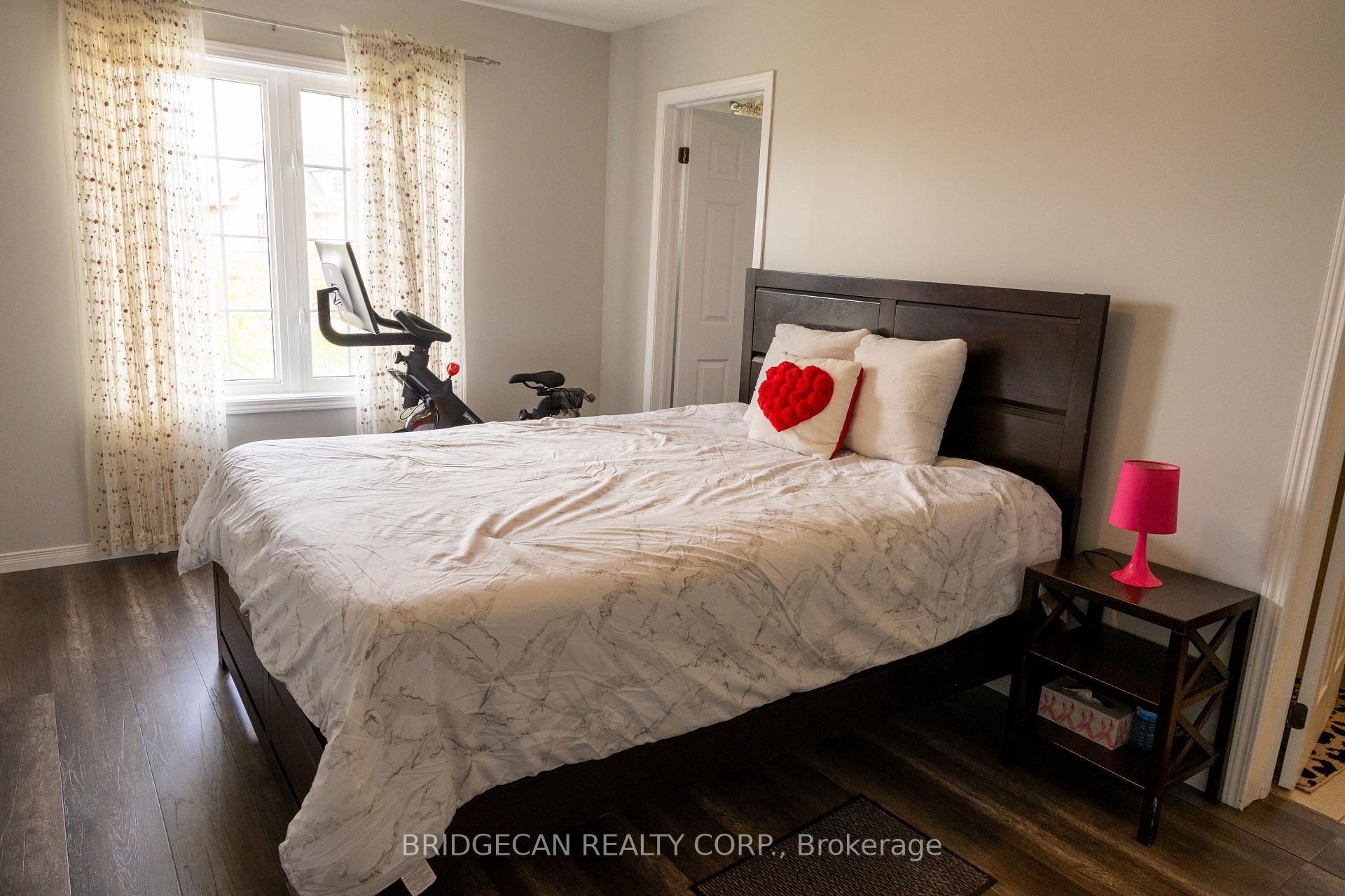 Photo 29 of 20 Gillespie Drive, Brantford, Empire South — HOMEH