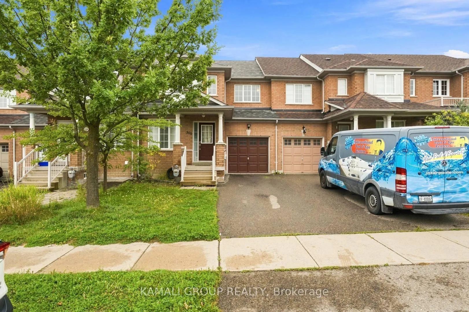 Photo 1 of 300 Flagstone Way, Newmarket, Woodland Hill — HOMEH