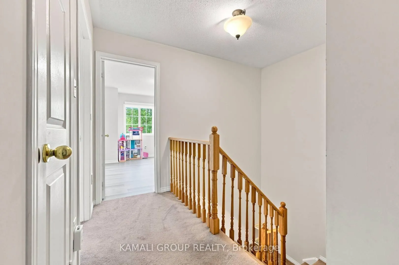Photo 24 of 300 Flagstone Way, Newmarket, Woodland Hill — HOMEH