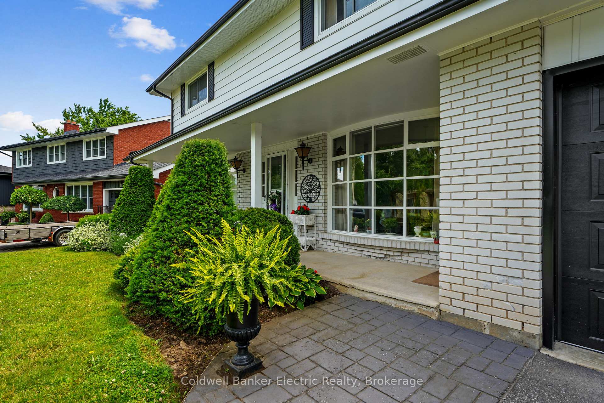 Photo 4 of 1219 Edmison Drive, Peterborough, Northcrest Ward 5 — HOMEH