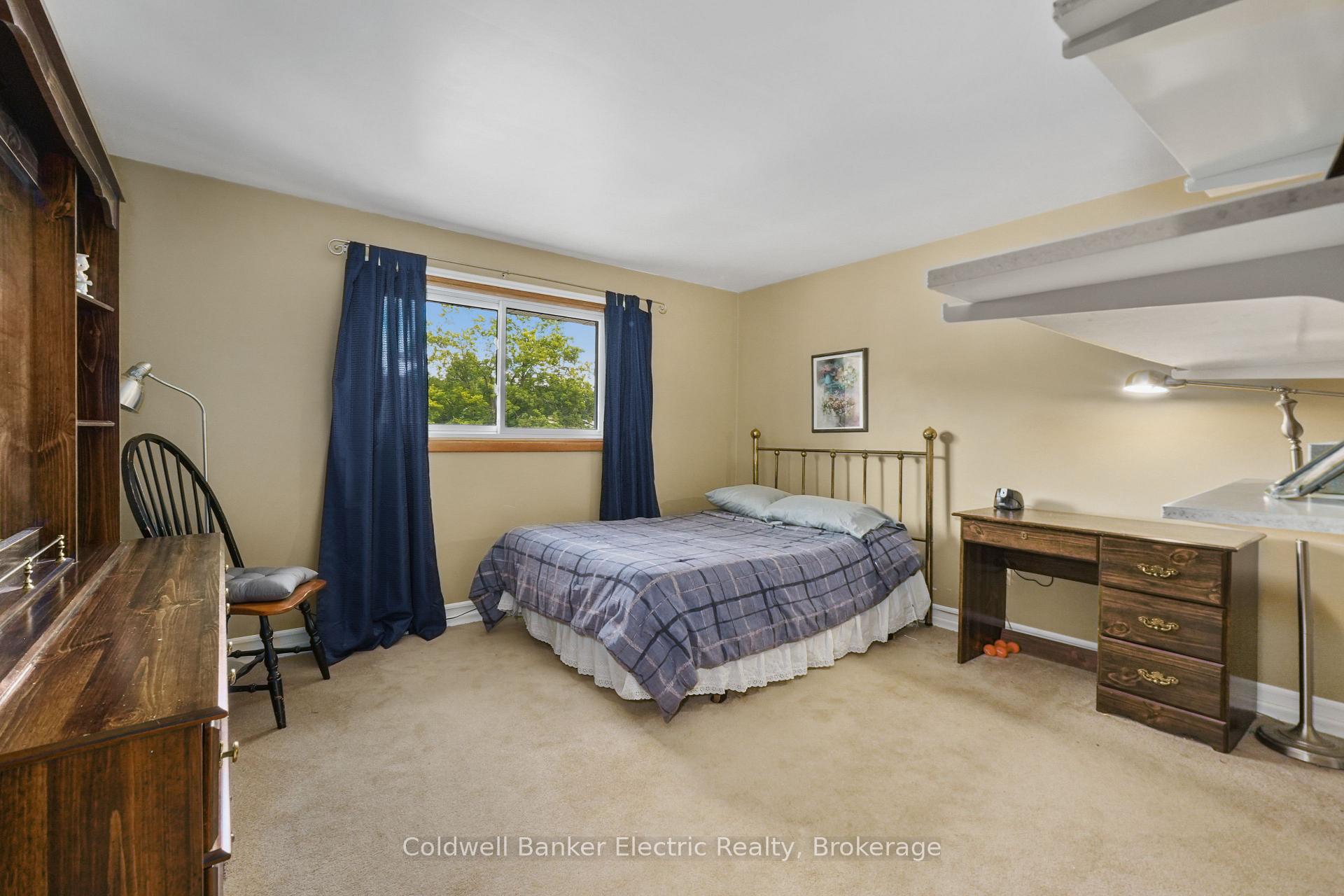 Photo 17 of 1219 Edmison Drive, Peterborough, Northcrest Ward 5 — HOMEH