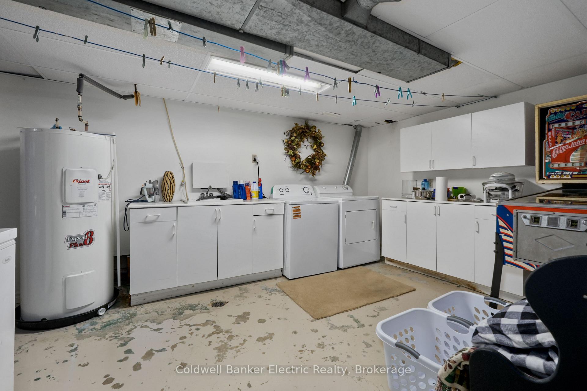 Photo 21 of 1219 Edmison Drive, Peterborough, Northcrest Ward 5 — HOMEH