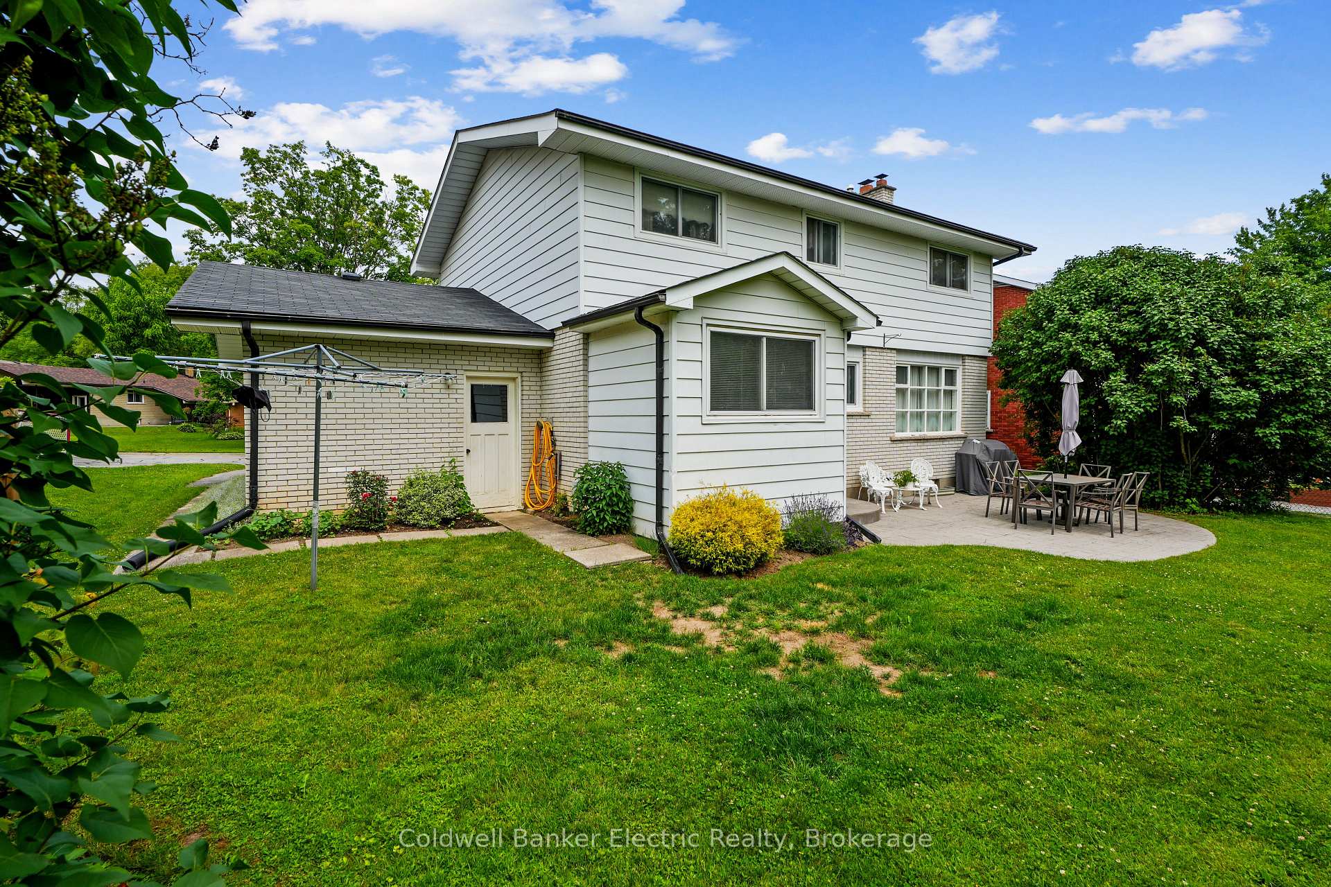 Photo 23 of 1219 Edmison Drive, Peterborough, Northcrest Ward 5 — HOMEH