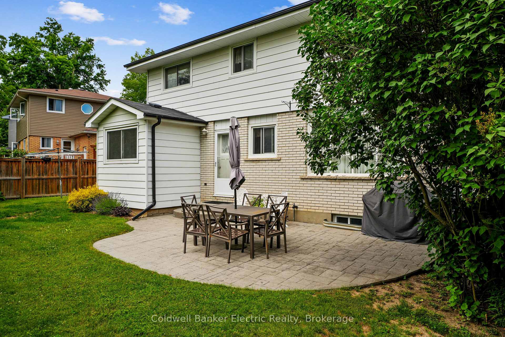 Photo 27 of 1219 Edmison Drive, Peterborough, Northcrest Ward 5 — HOMEH