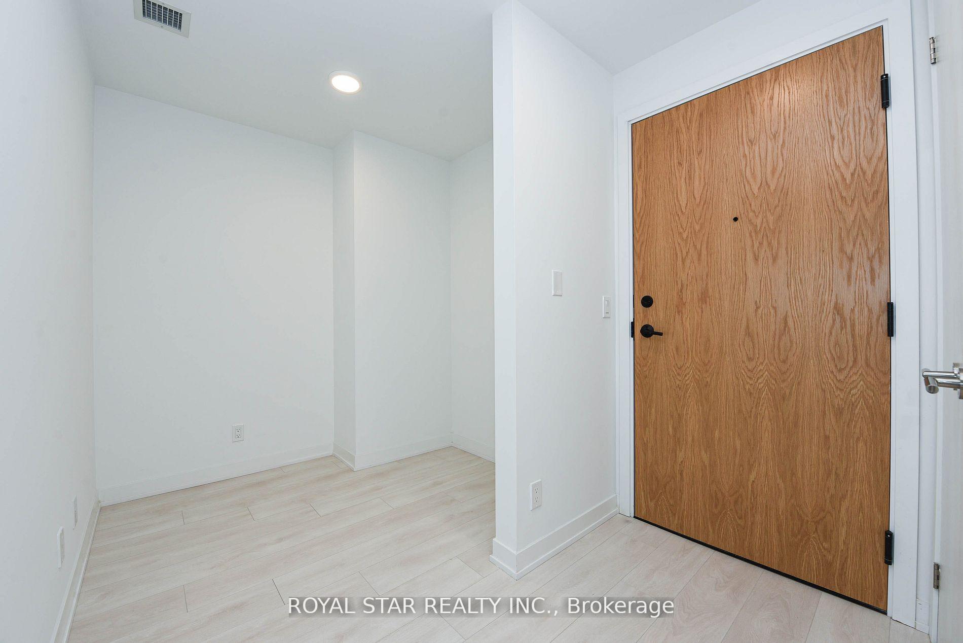 Photo 3 of Unit 1207, 7950 Bathurst Street, Vaughan, Beverley Glen — HOMEH