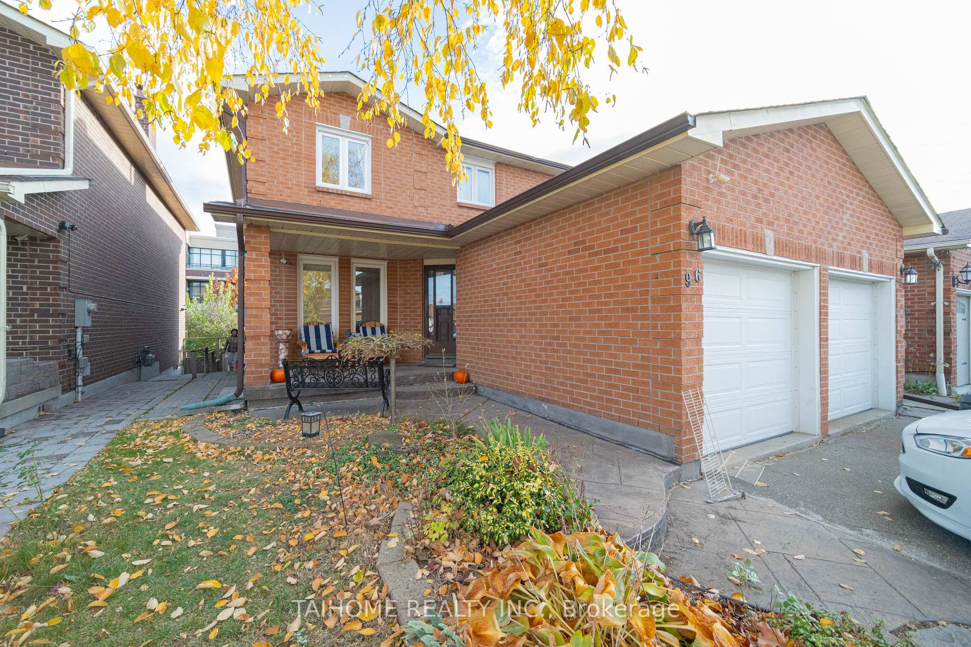 Photo 23 of 96 Lamar Street, Vaughan, Maple — HOMEH
