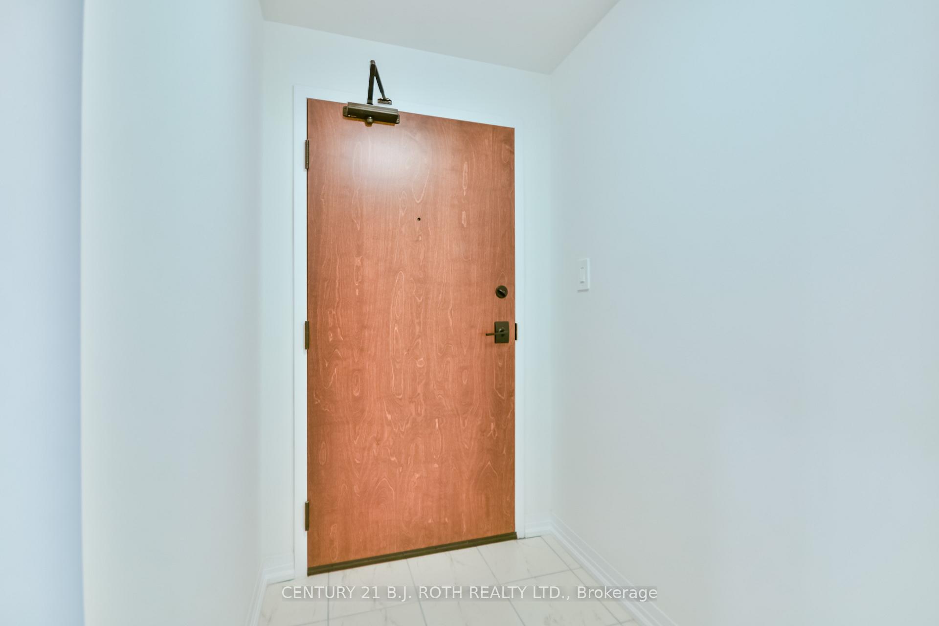 Photo 6 of Unit 605, 15 Kneeshaw Drive, Barrie, Rural Barrie Southeast — HOMEH