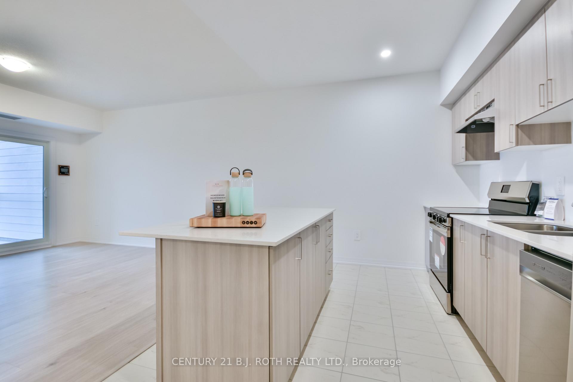Photo 8 of Unit 605, 15 Kneeshaw Drive, Barrie, Rural Barrie Southeast — HOMEH