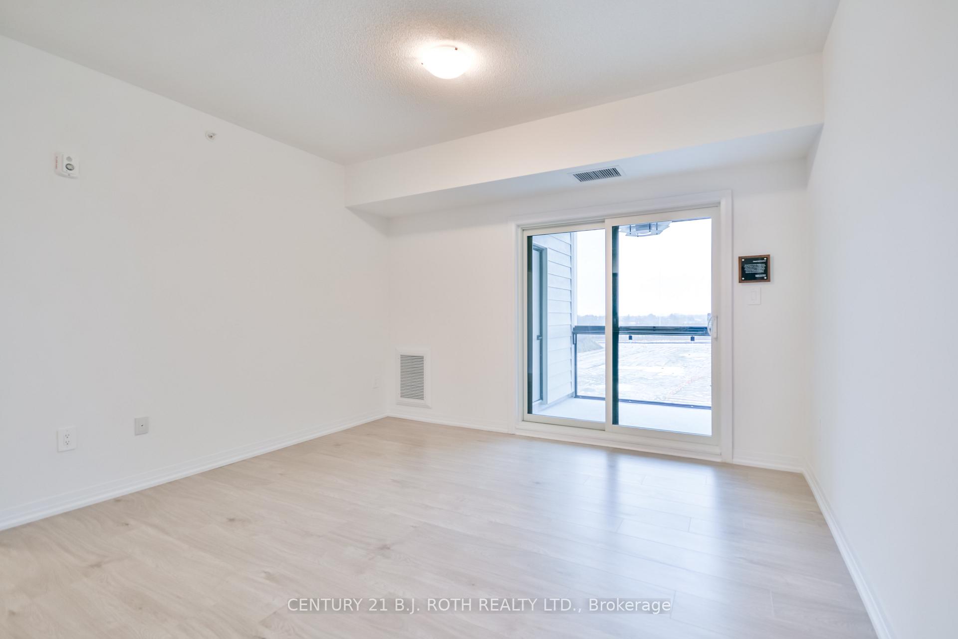 Photo 13 of Unit 605, 15 Kneeshaw Drive, Barrie, Rural Barrie Southeast — HOMEH