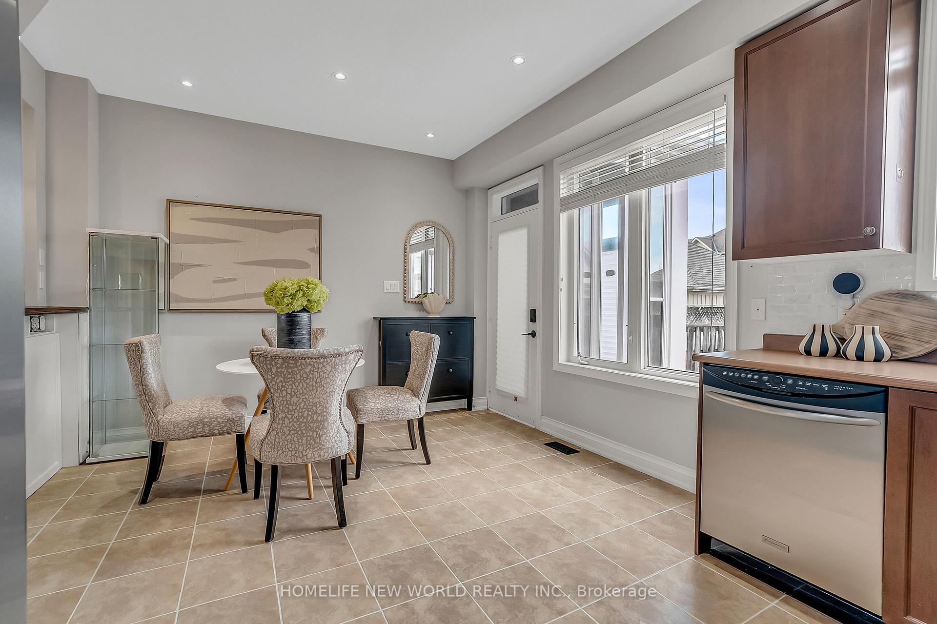 Photo 19 of 53 Michelina Terrace, Markham, Cornell — HOMEH