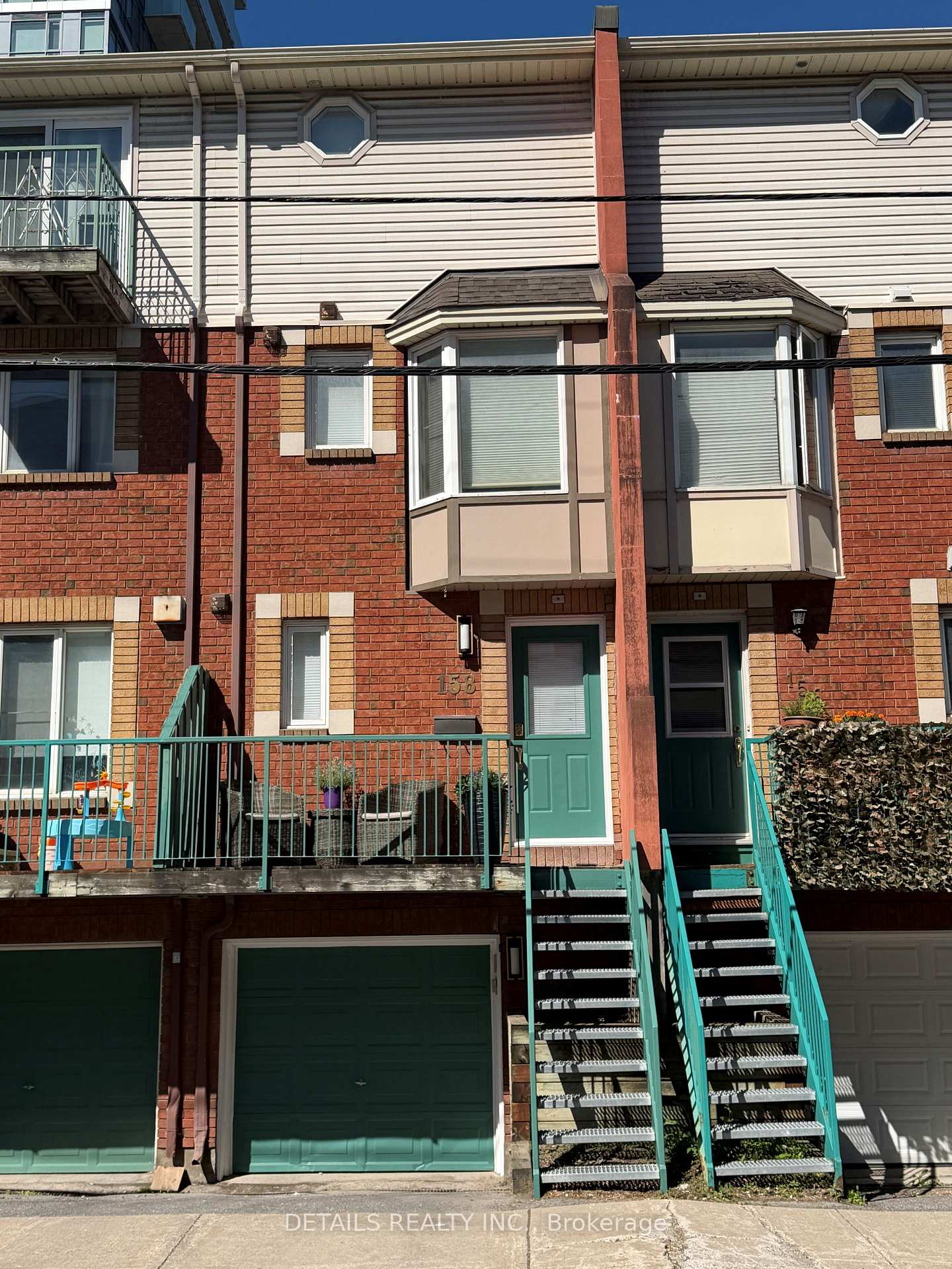 Photo of 158 Forward Avenue