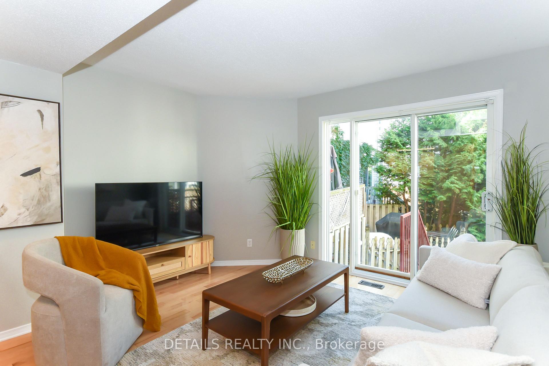Photo 5 of 158 Forward Avenue, Ottawa, Mechanicsville — HOMEH
