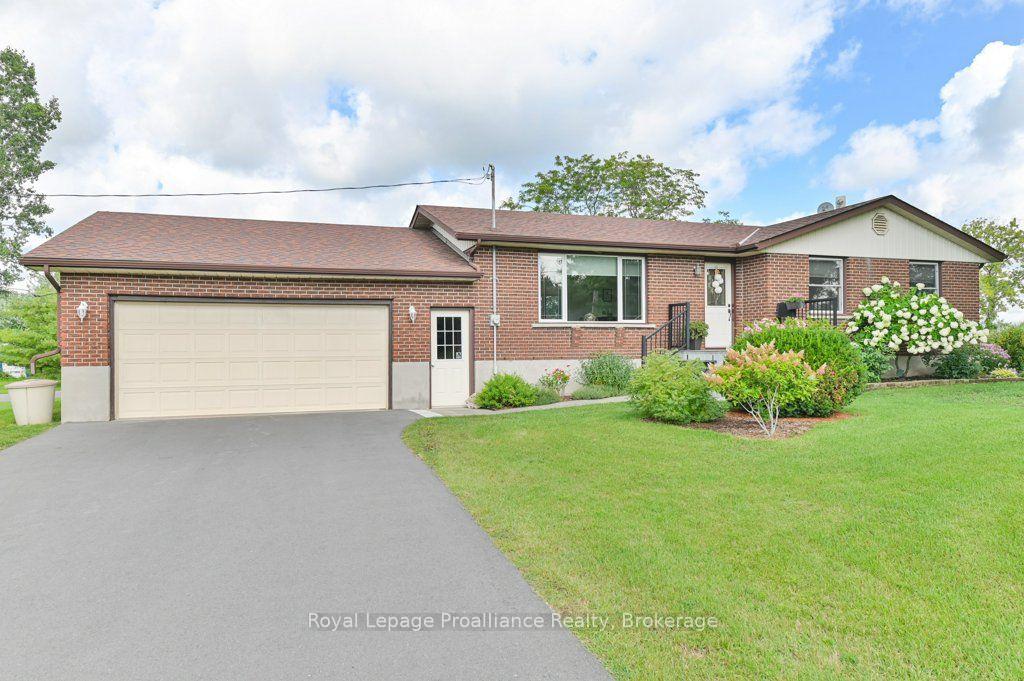 Photo 3 of 478 Frankford Road, Quinte West, Sidney Ward — HOMEH