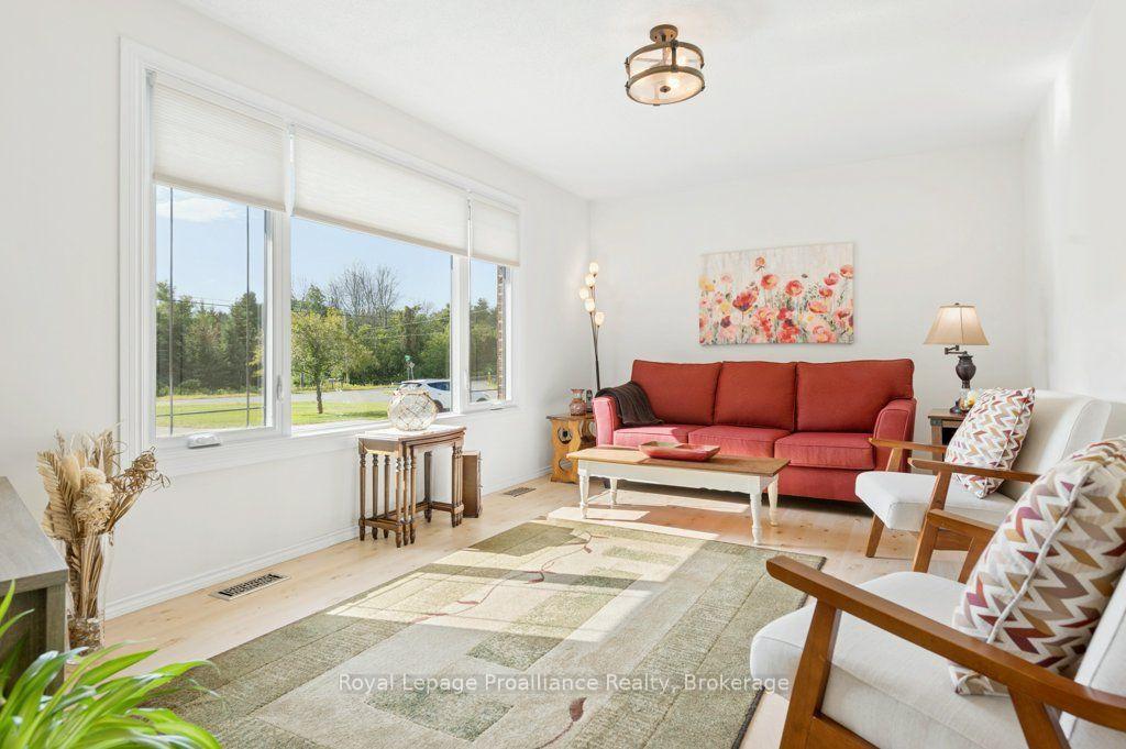 Photo 8 of 478 Frankford Road, Quinte West, Sidney Ward — HOMEH