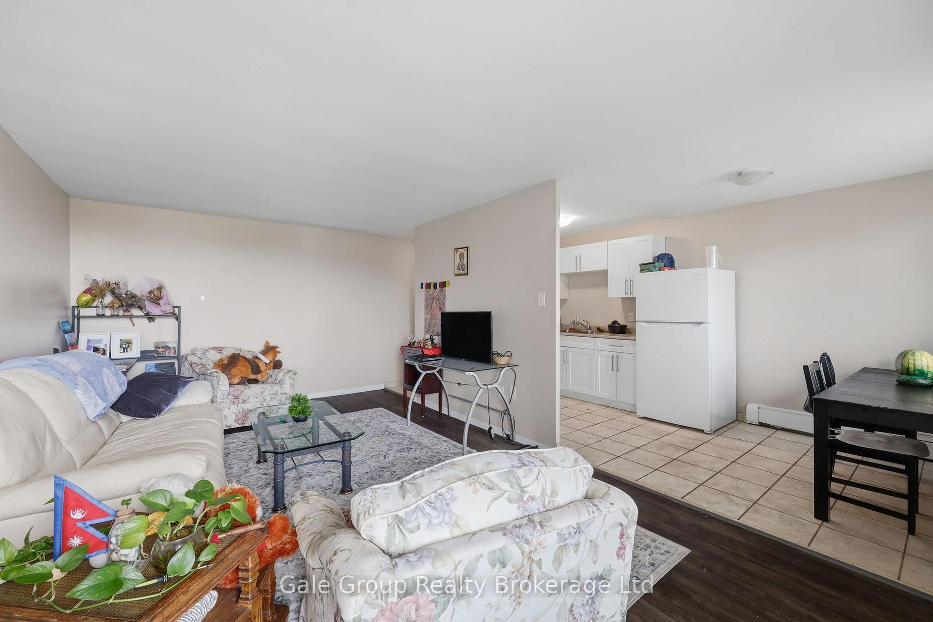 Photo 11 of Unit 814, 750 Kipps Lane, London, East A — HOMEH
